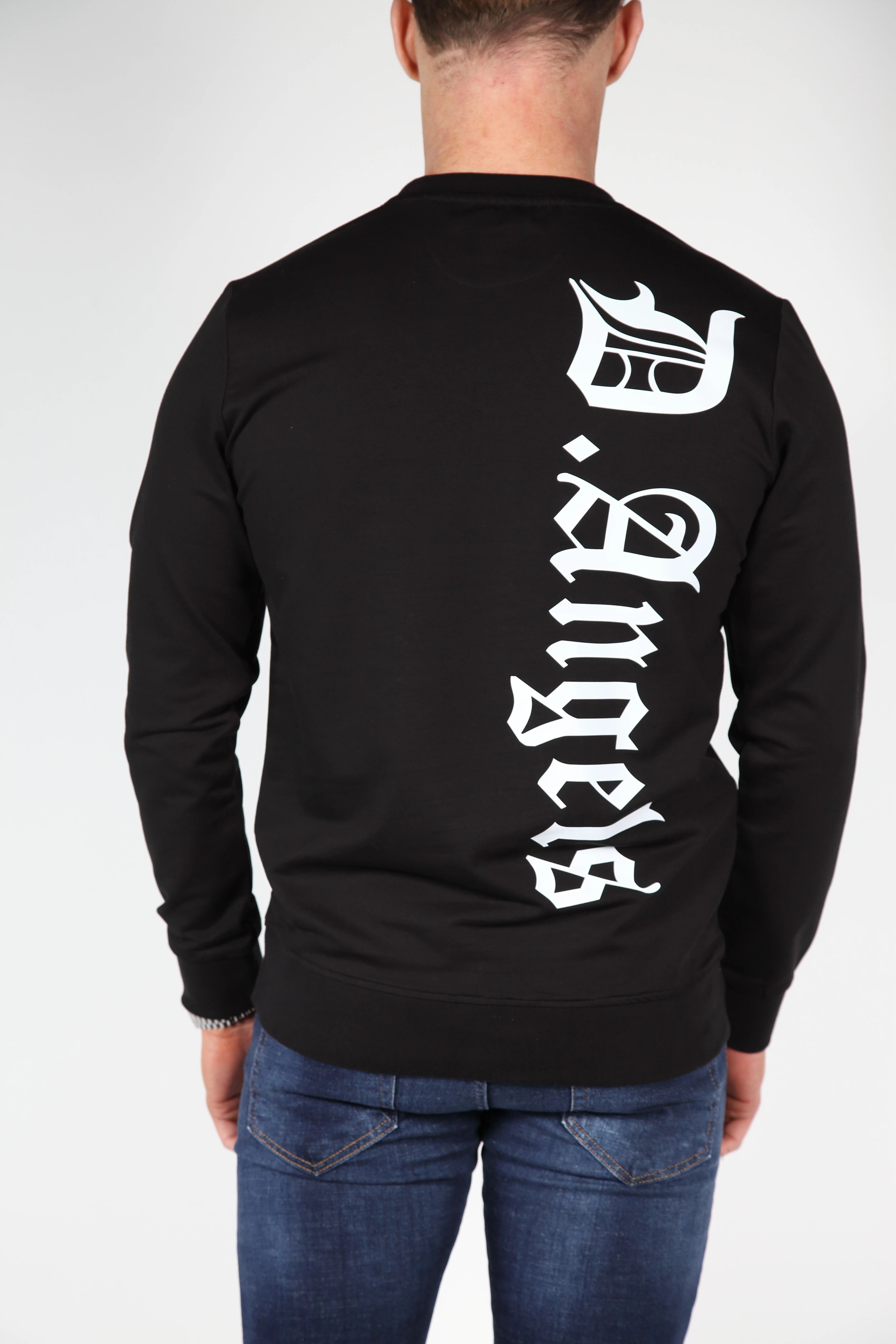 Pull noir anges noirs