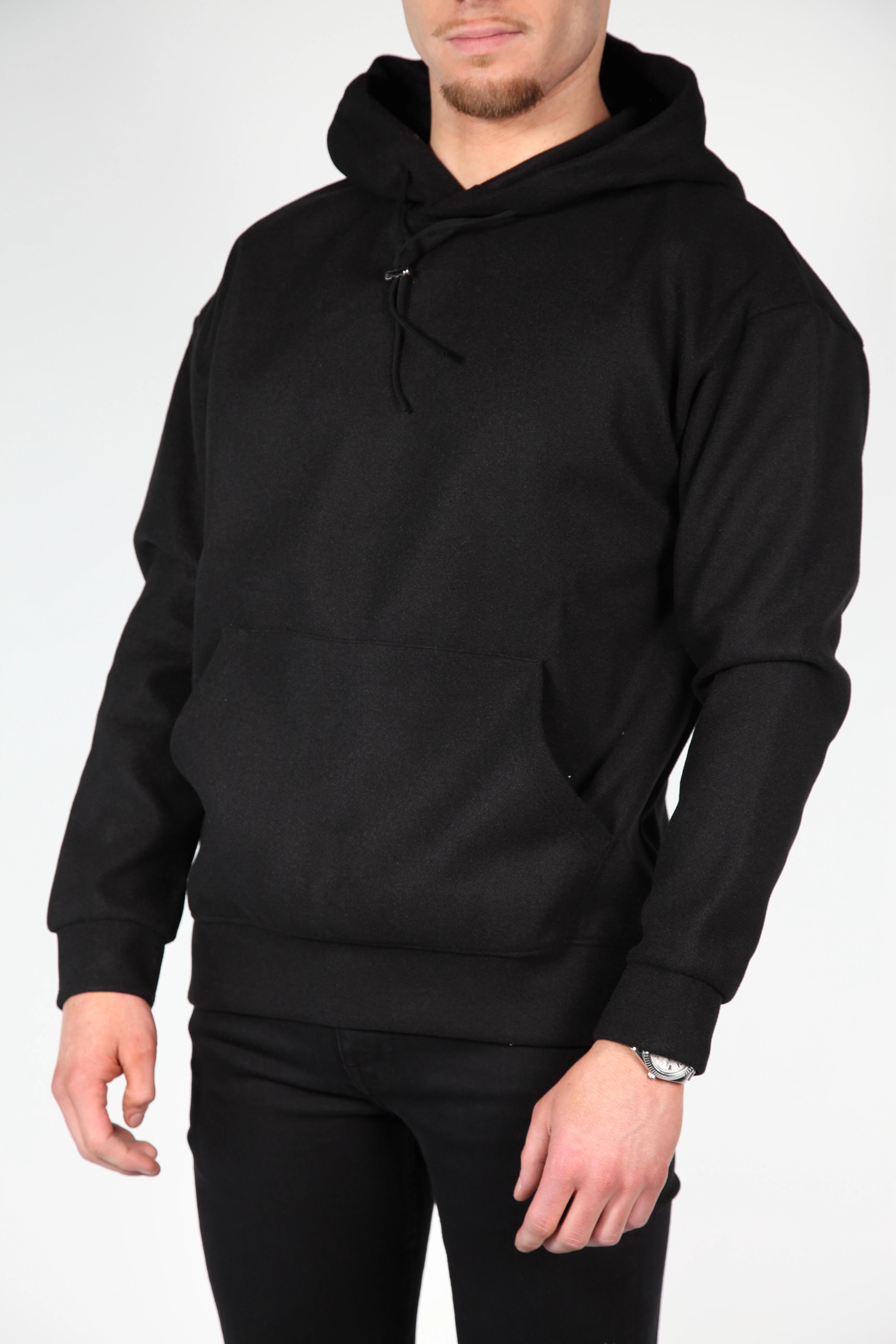 Black trigale con cappuccio