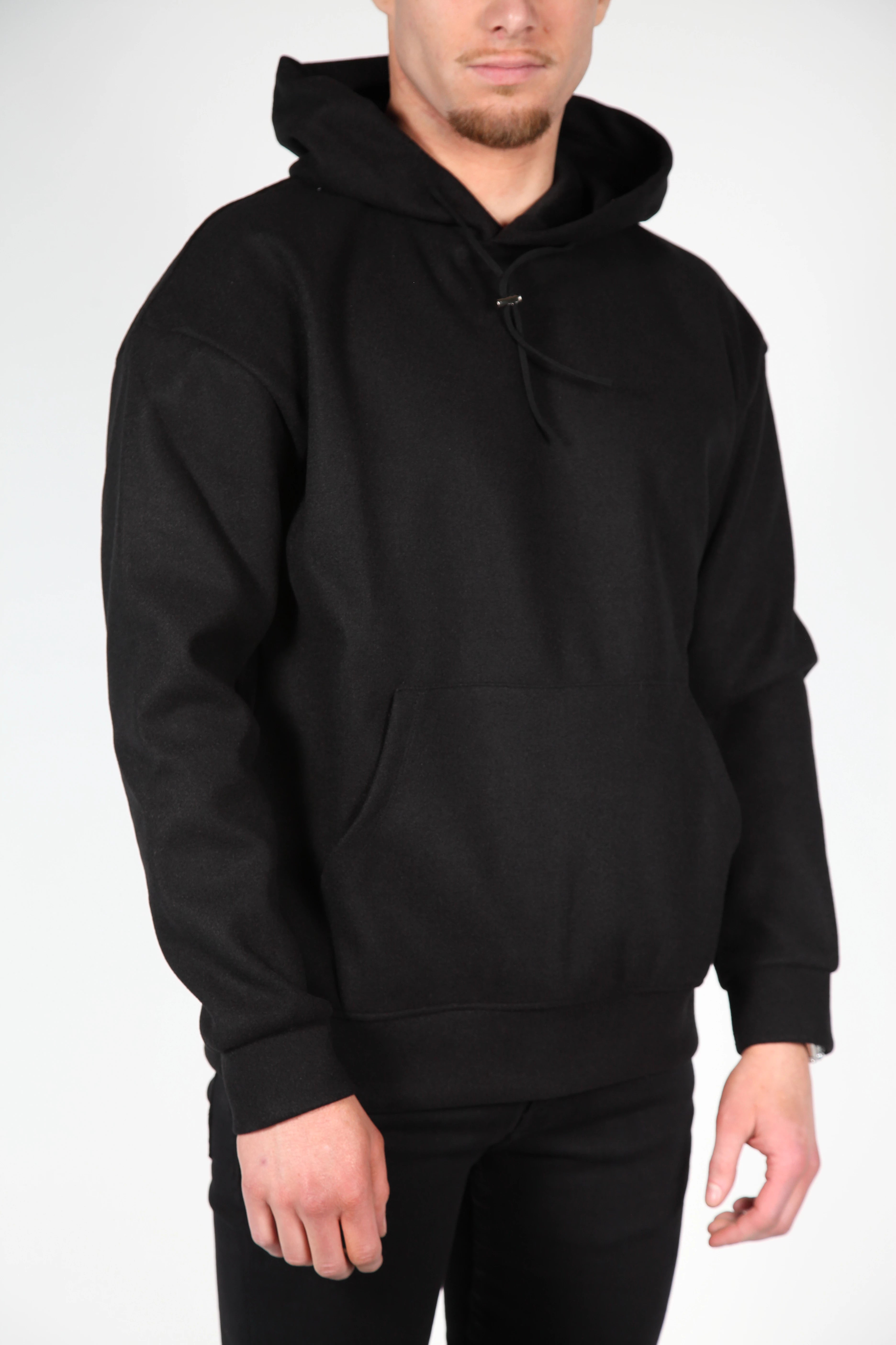 Black trigale con cappuccio