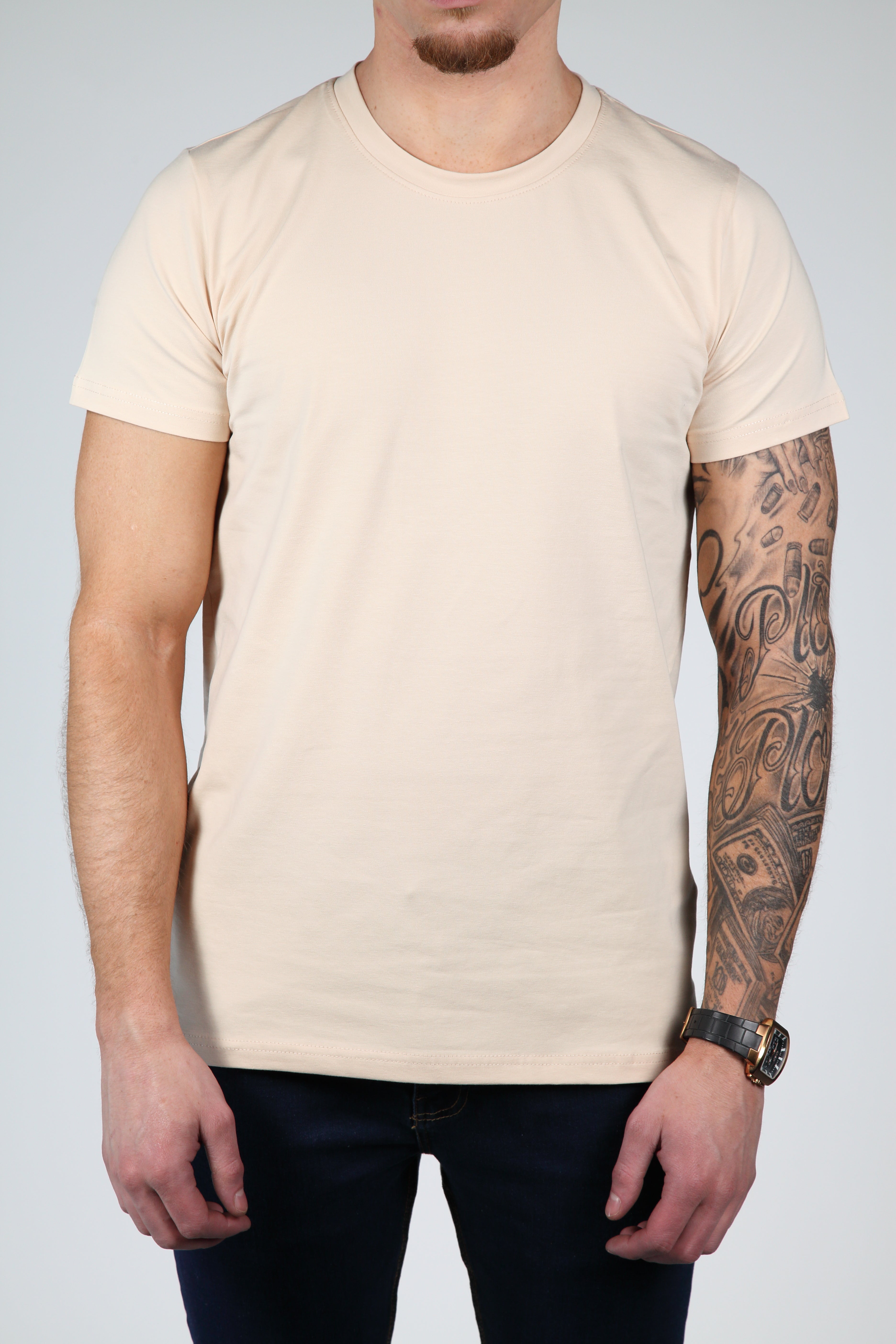 Camiseta beige básica