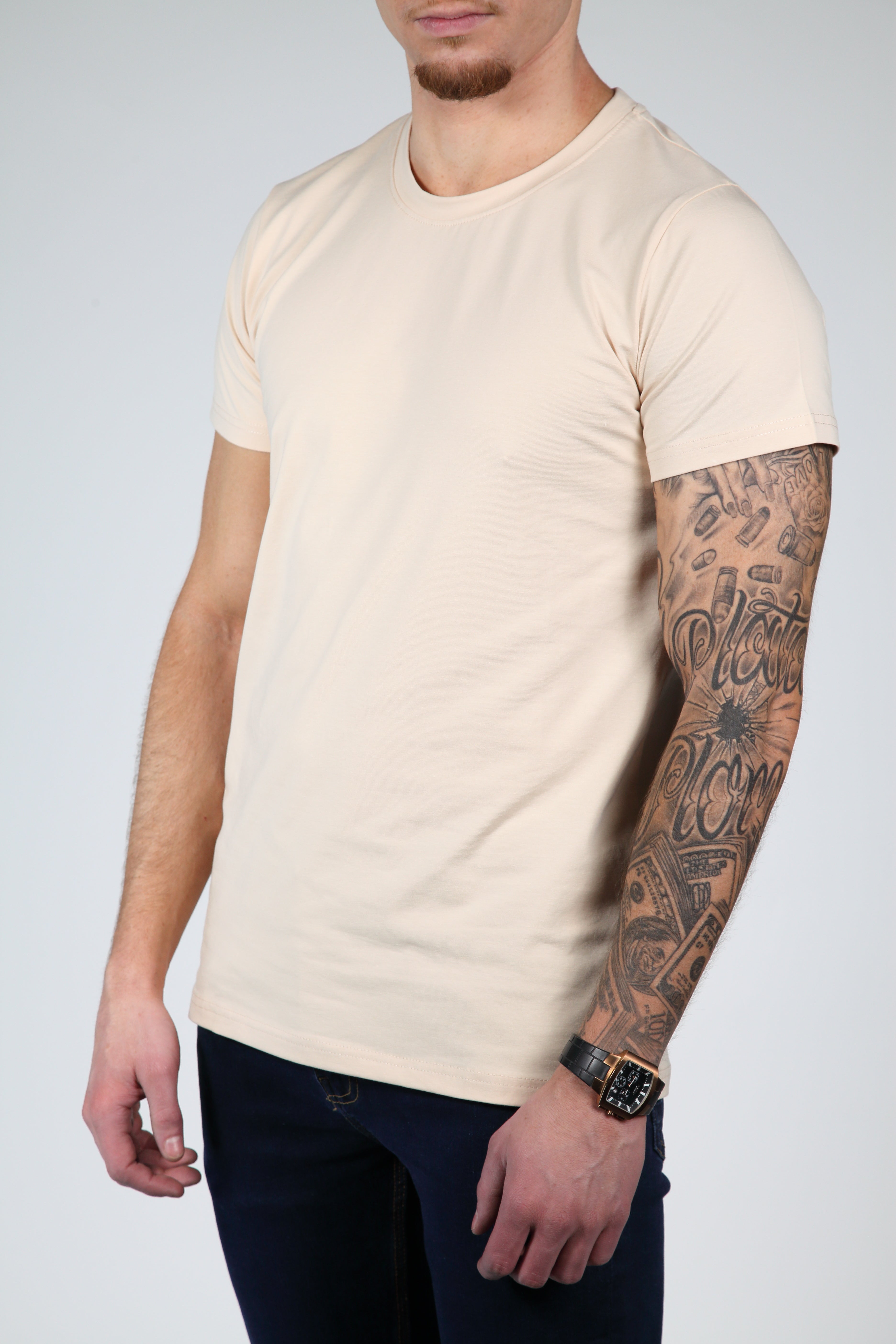 Camiseta beige básica