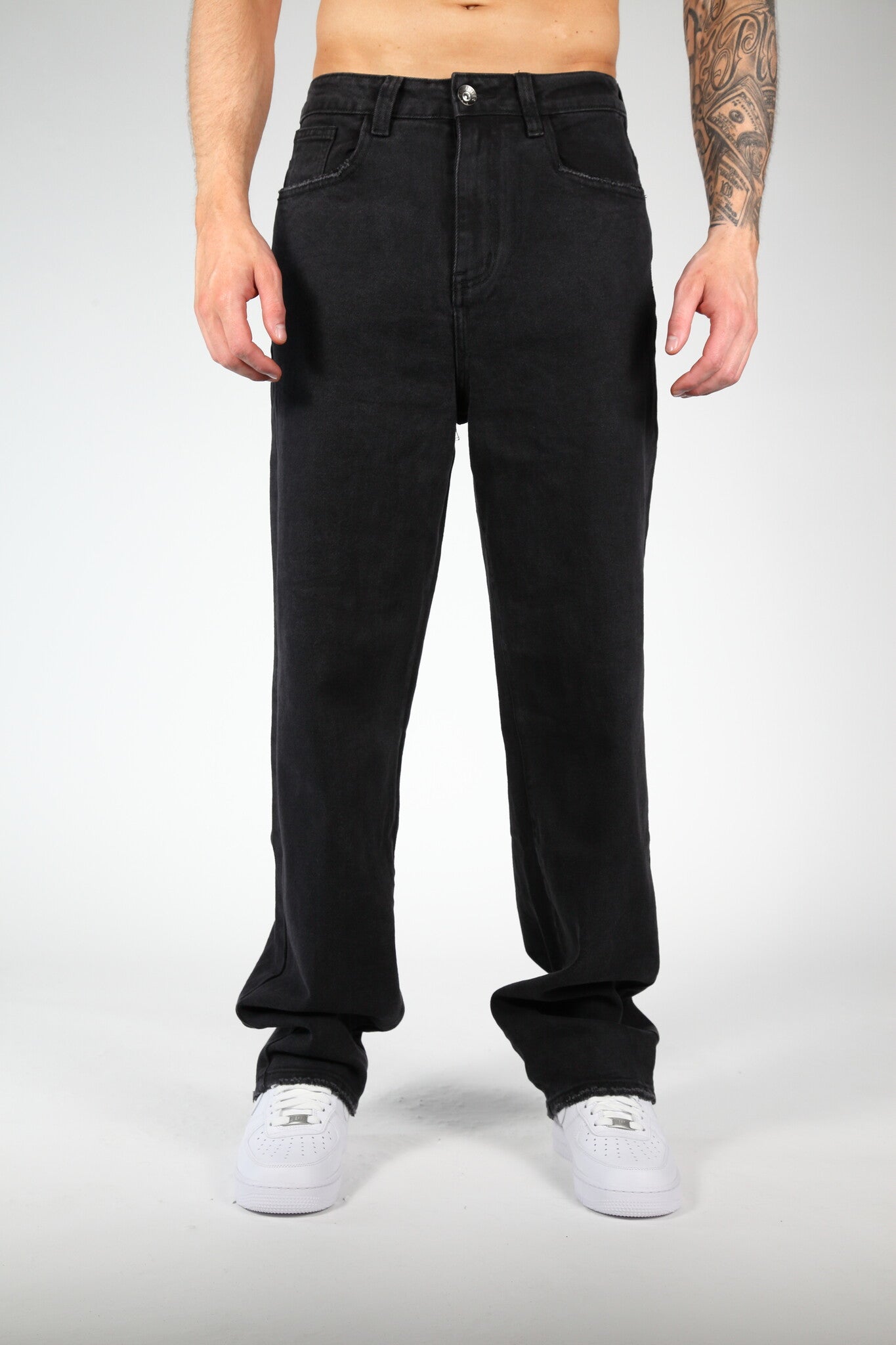 Los jeans rasgados negros