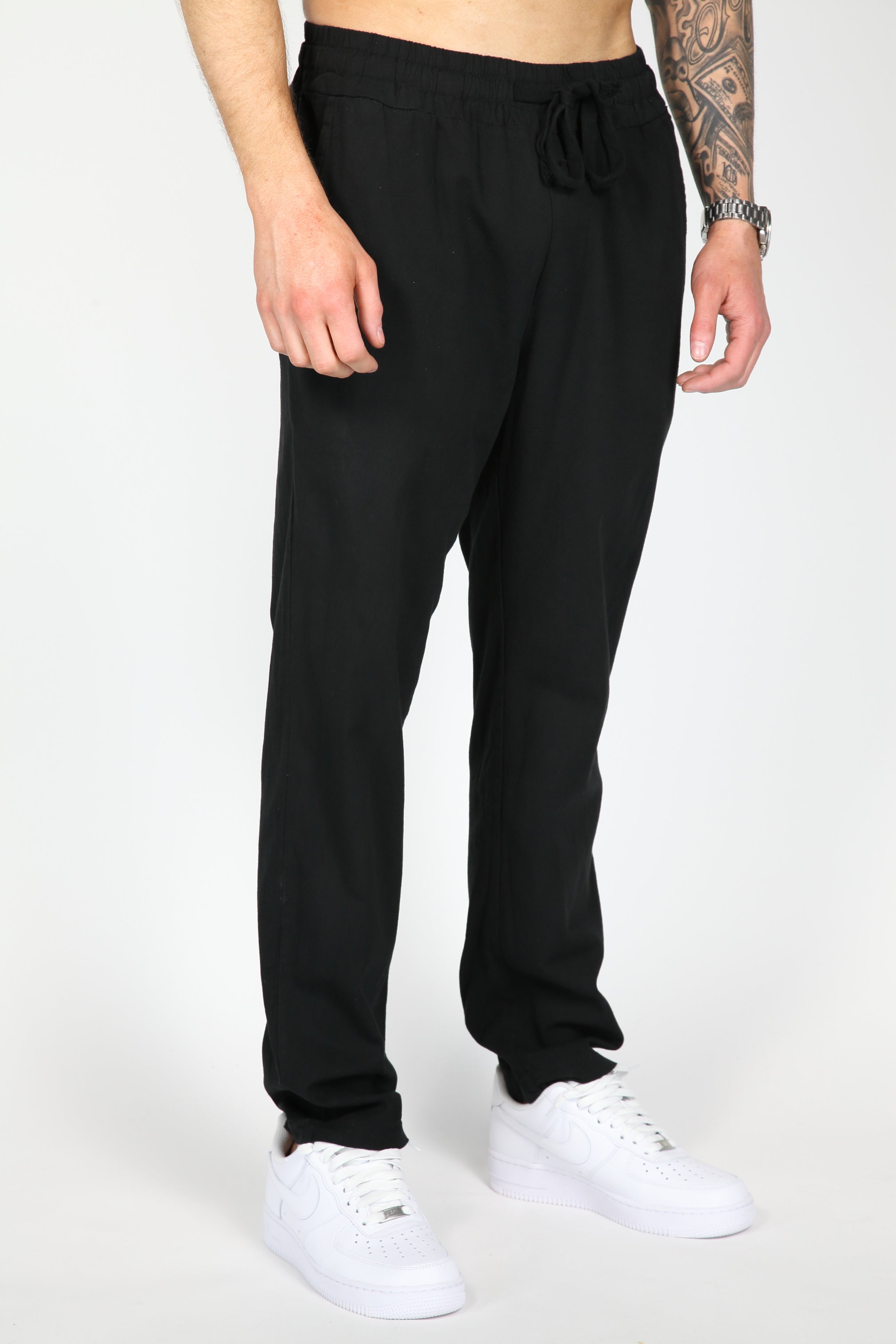 The Mirag Linen Set Black