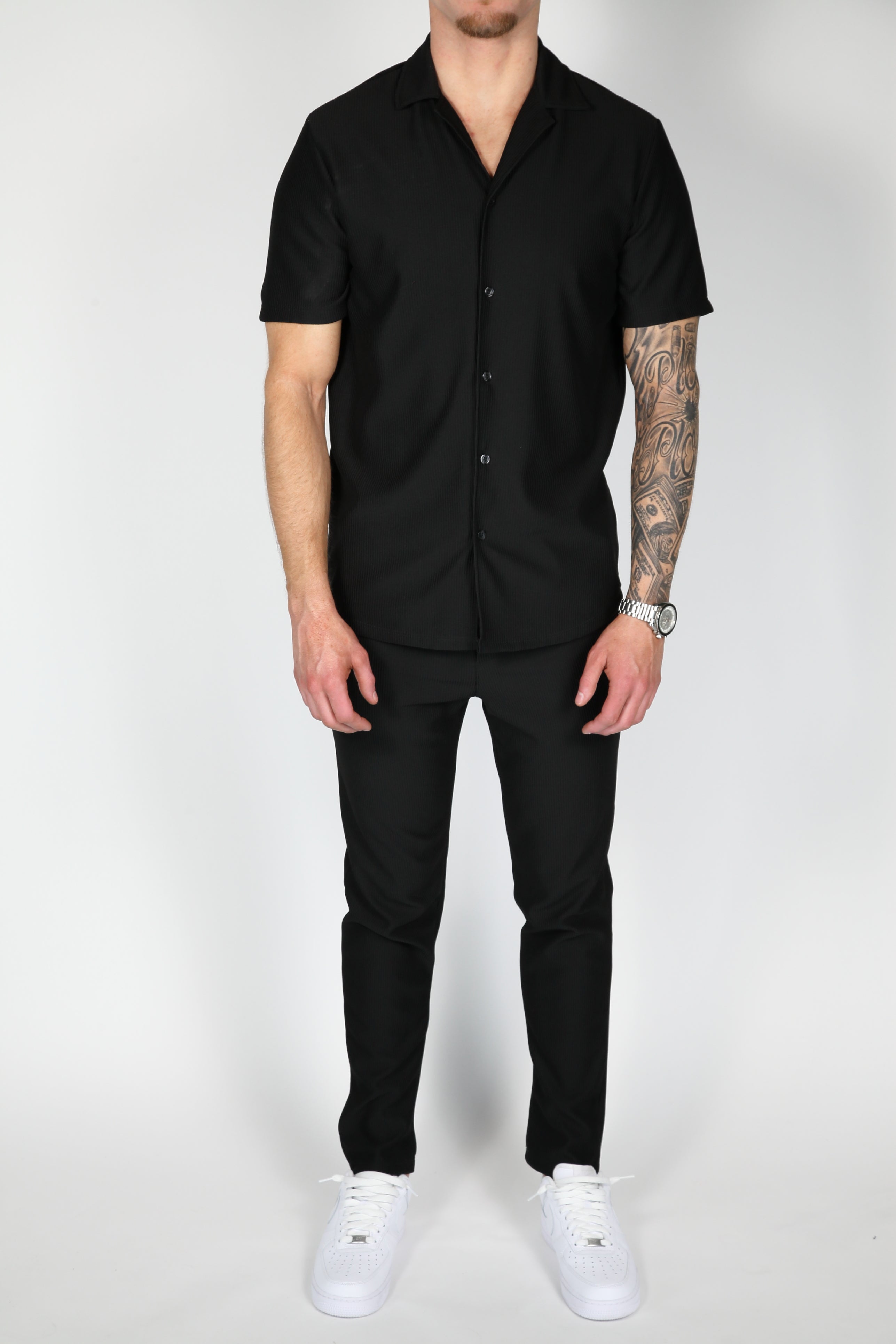 The Lusso Zommerset Black