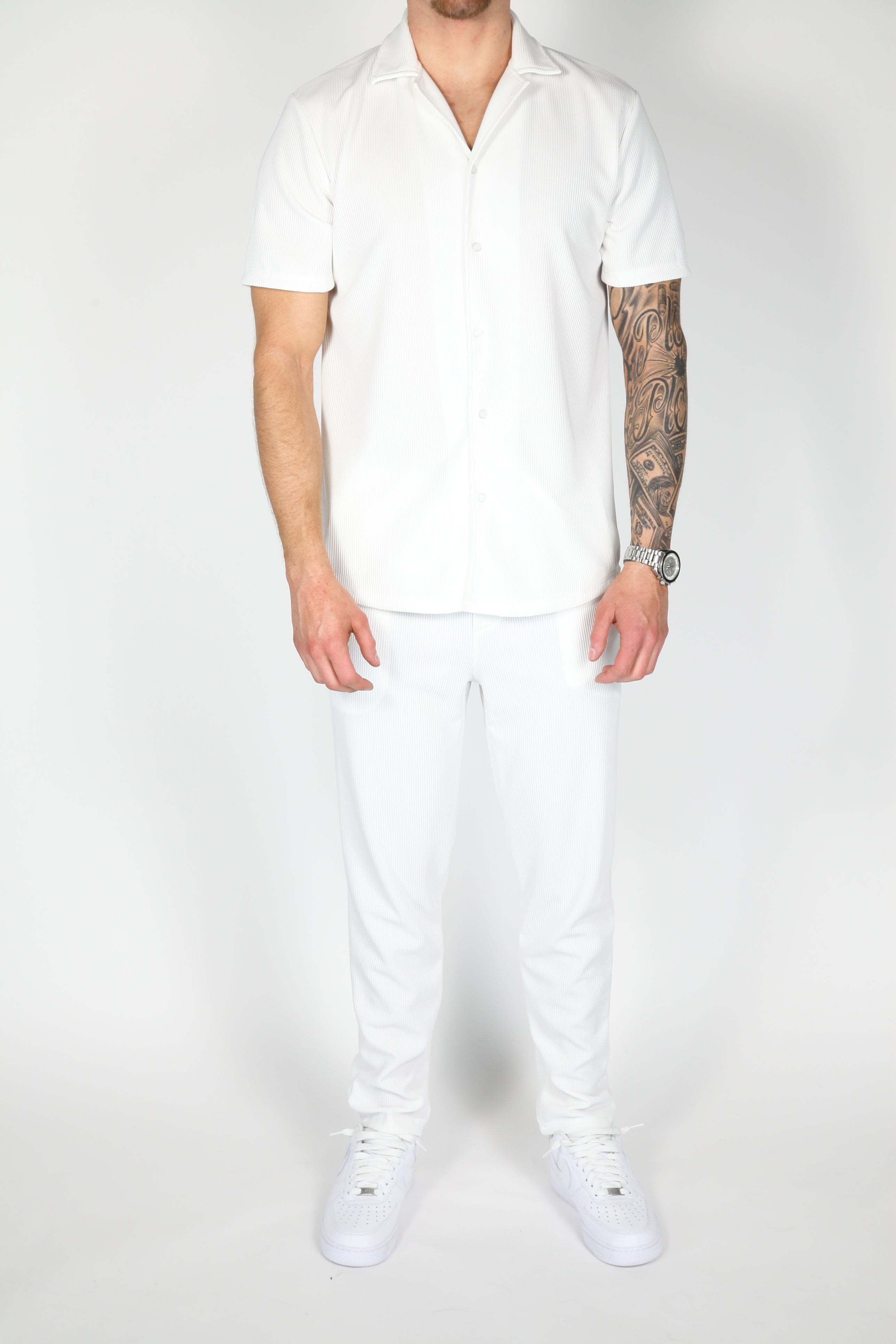 The Lusso Zommerset White