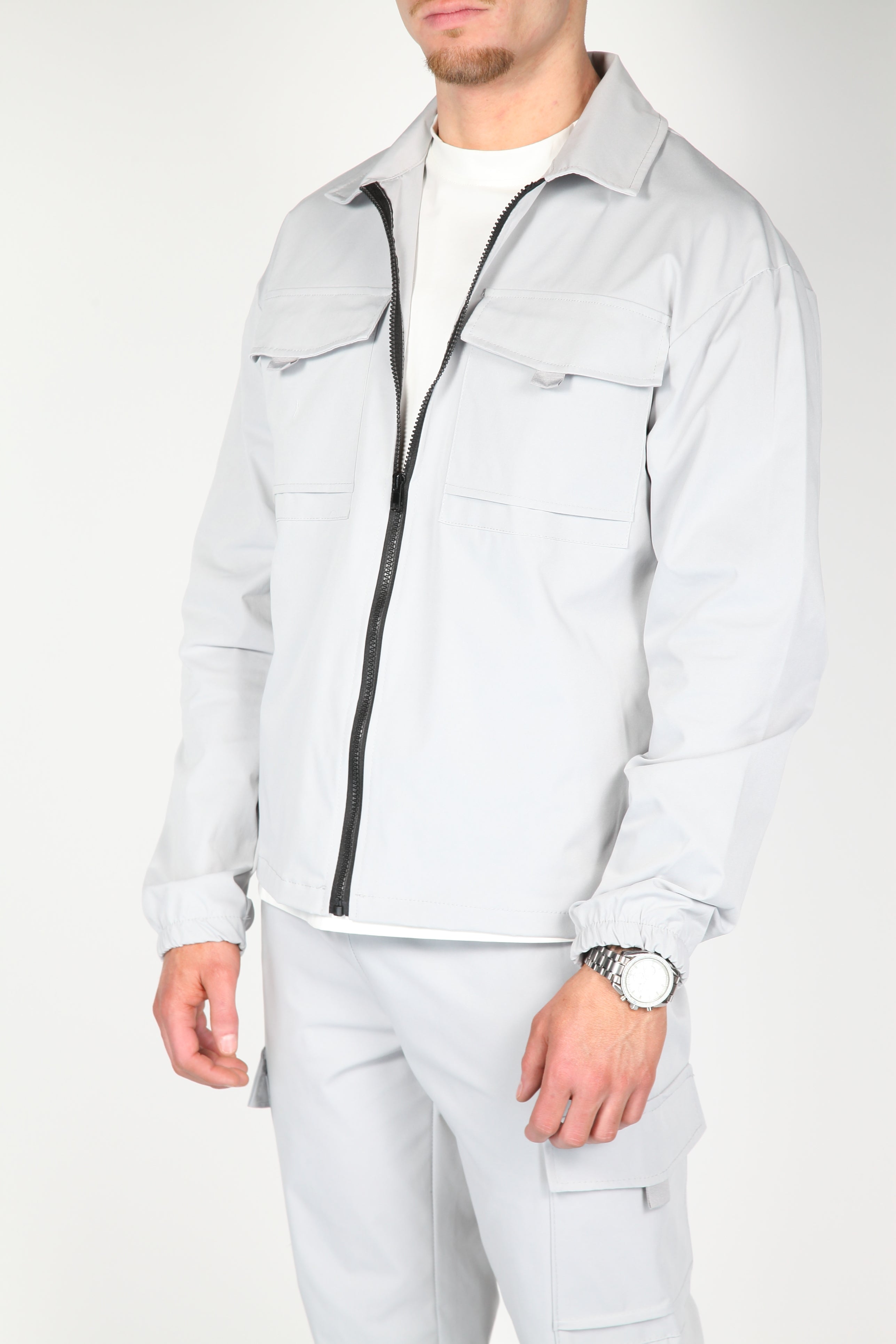 The Grano Cargoset Gray