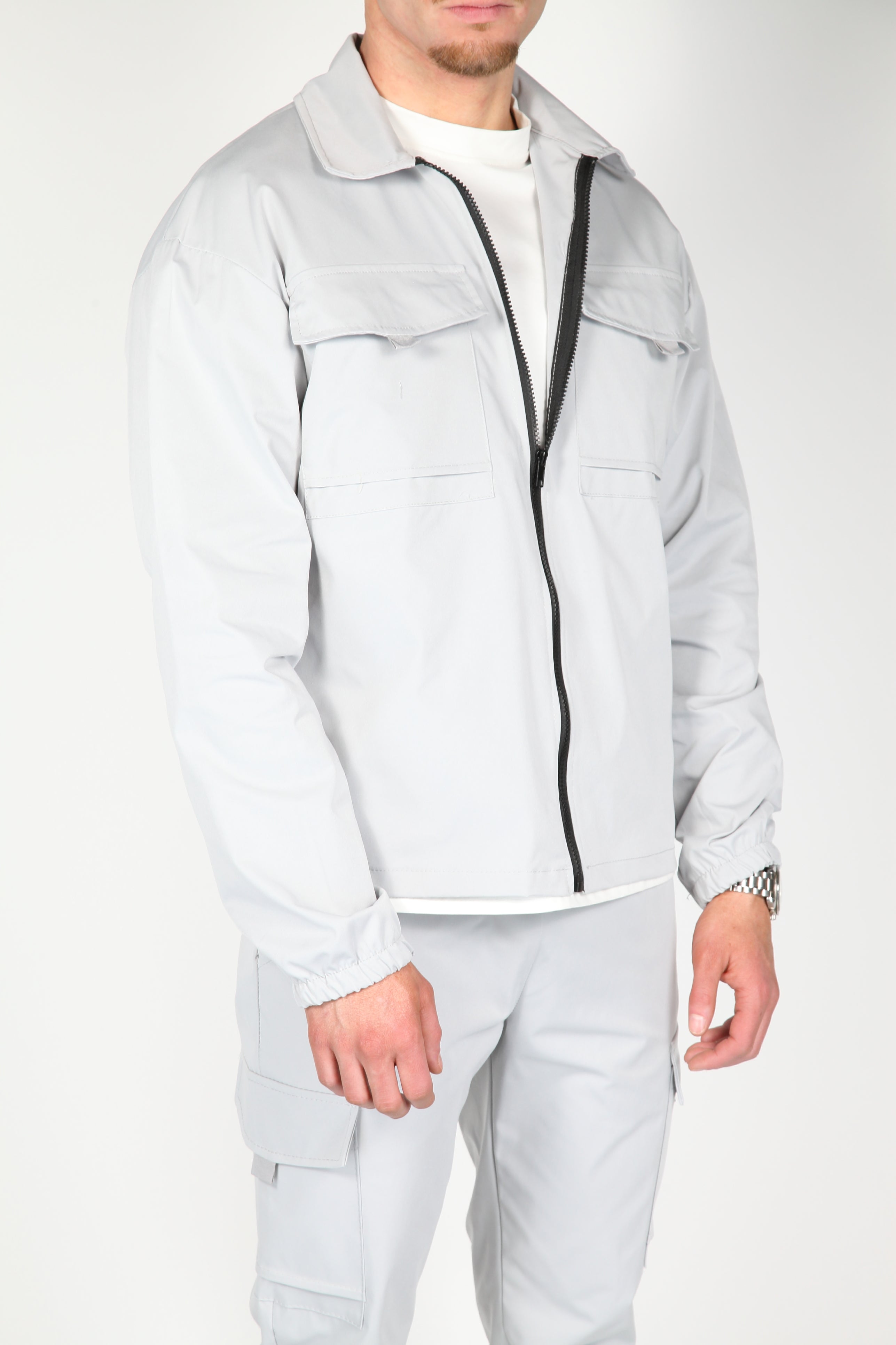 The Grano Cargoset Gray