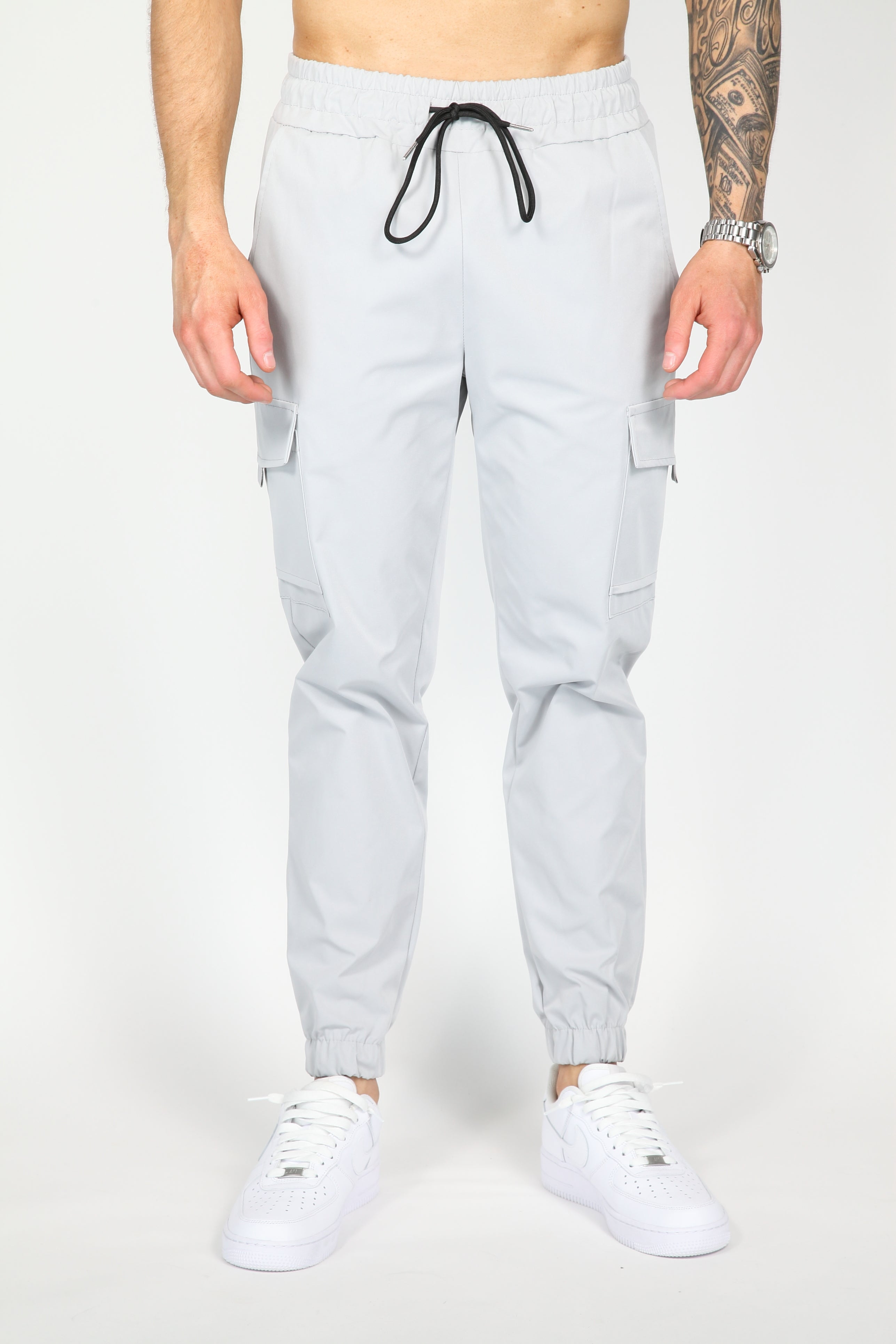 The Grano Cargoset Gray