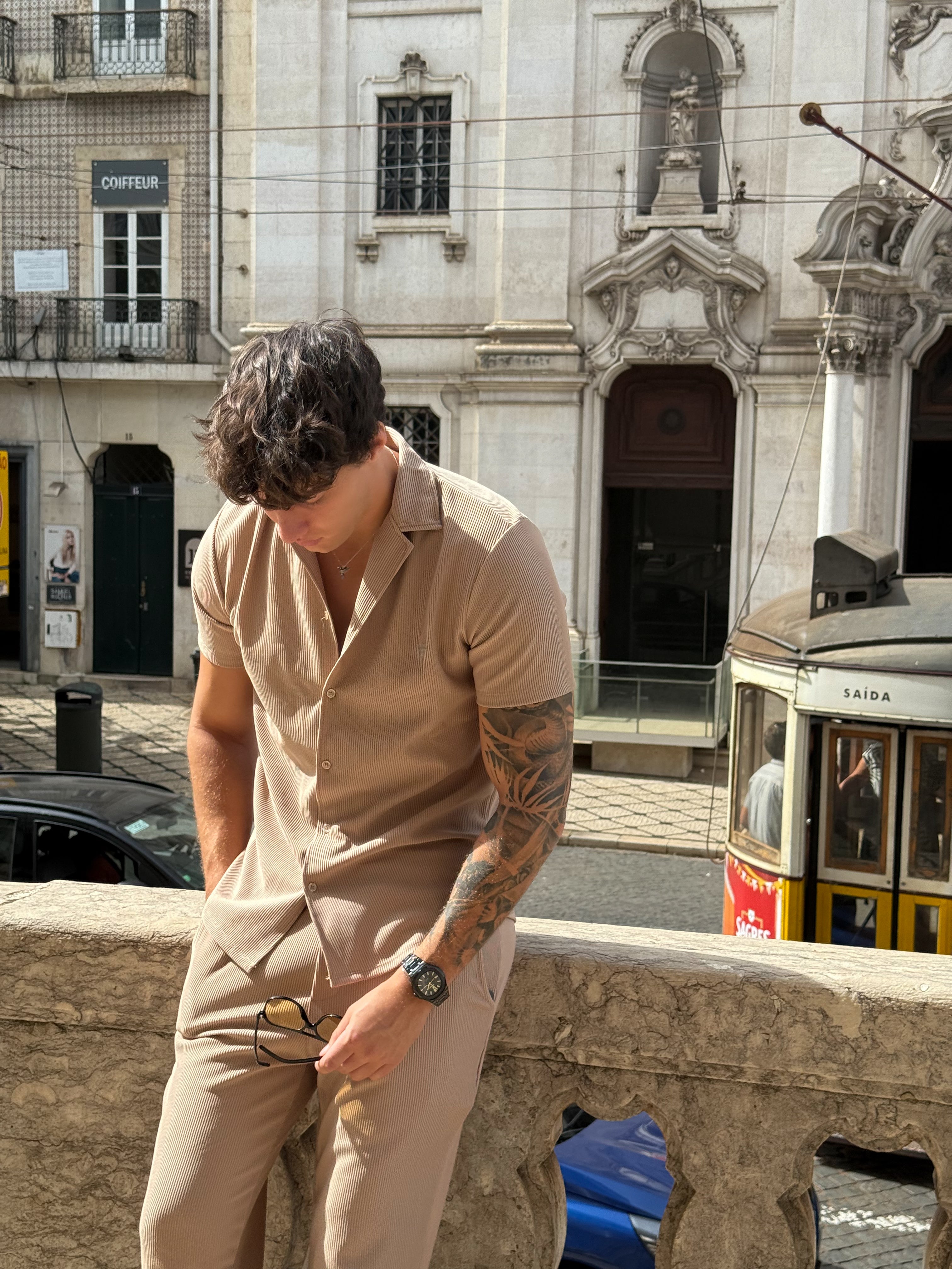 The Lusso Zommerset Beige