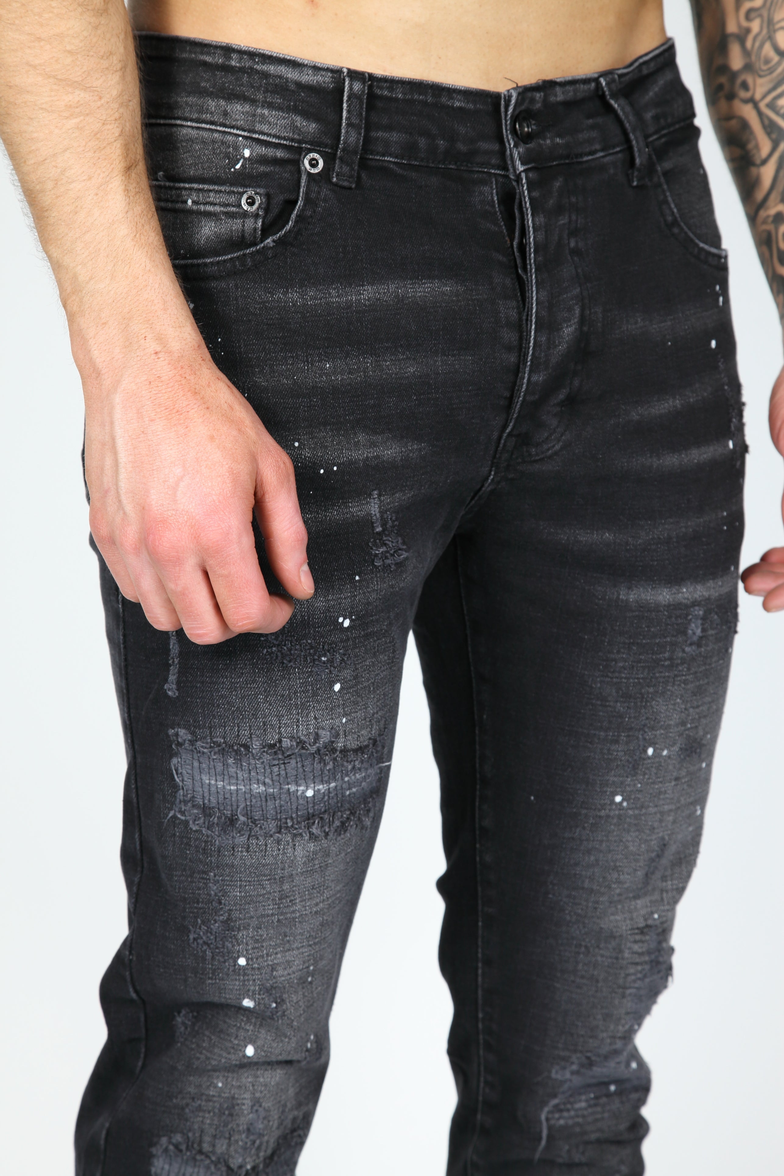 Die zerrissenen Jeans Anthrazit