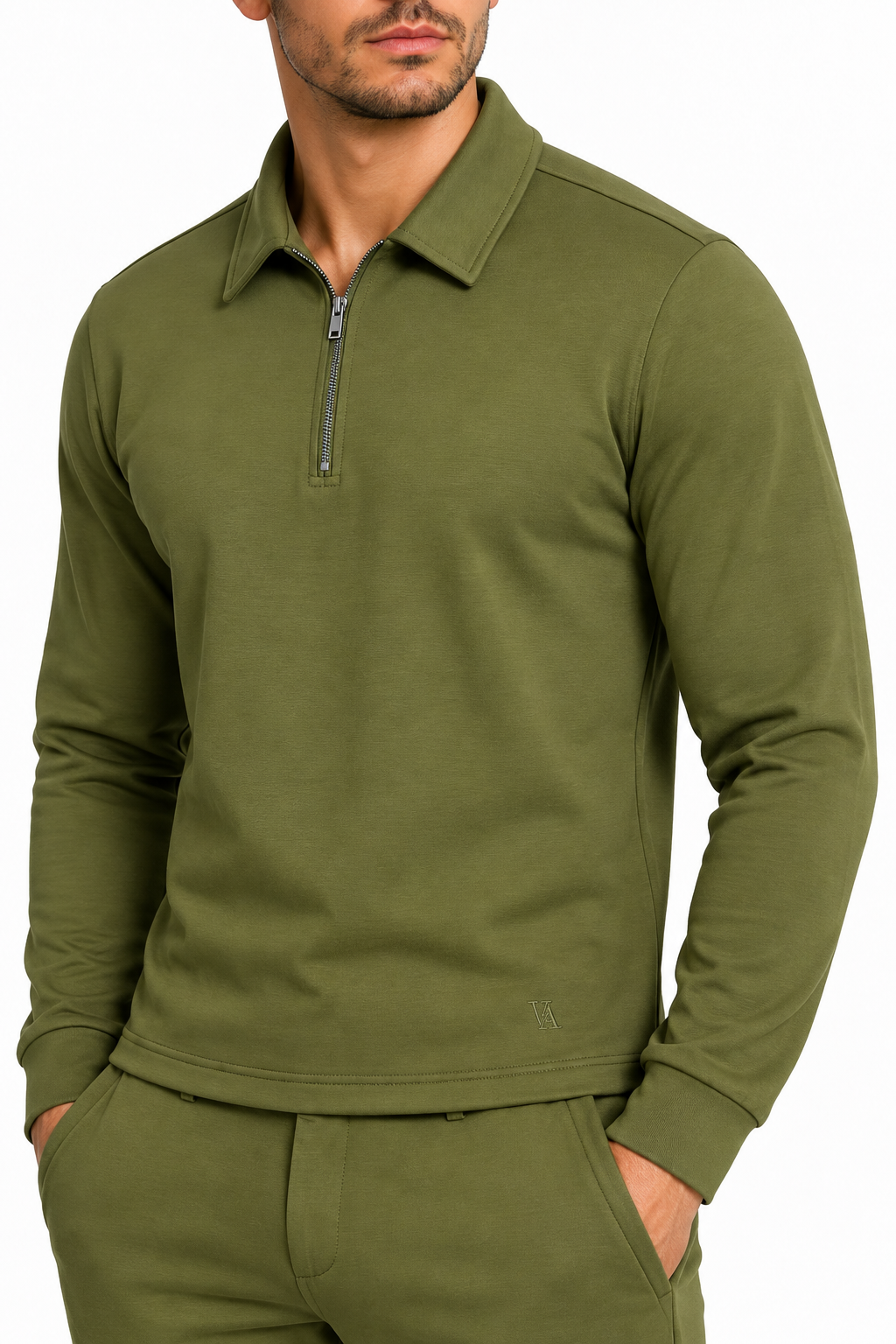 Front view van de army-green Montreux heren set met halfzip en chino