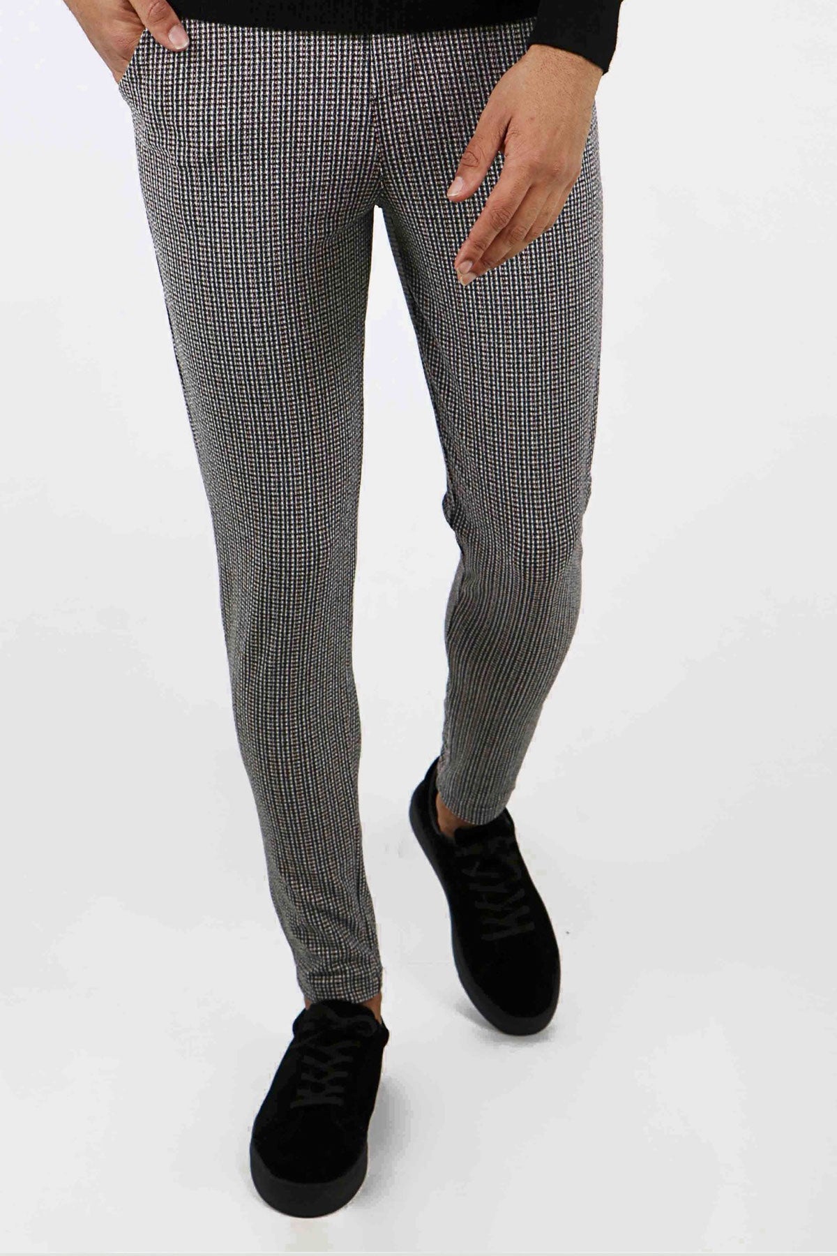 Chino Men Antonio