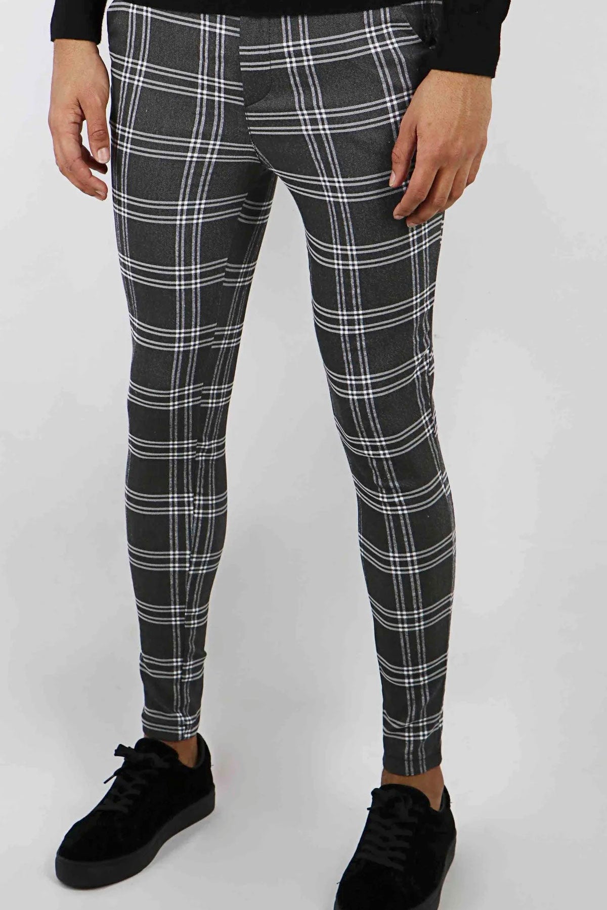 Chino Heren Ador