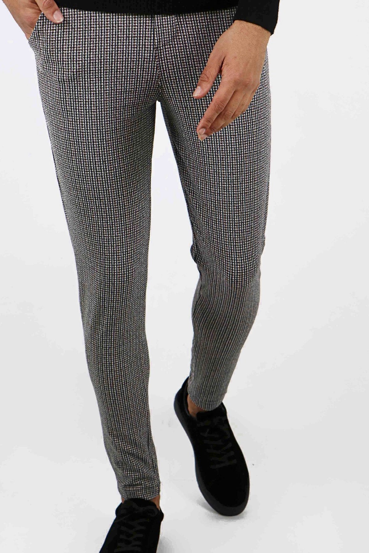 Chino Men Antonio