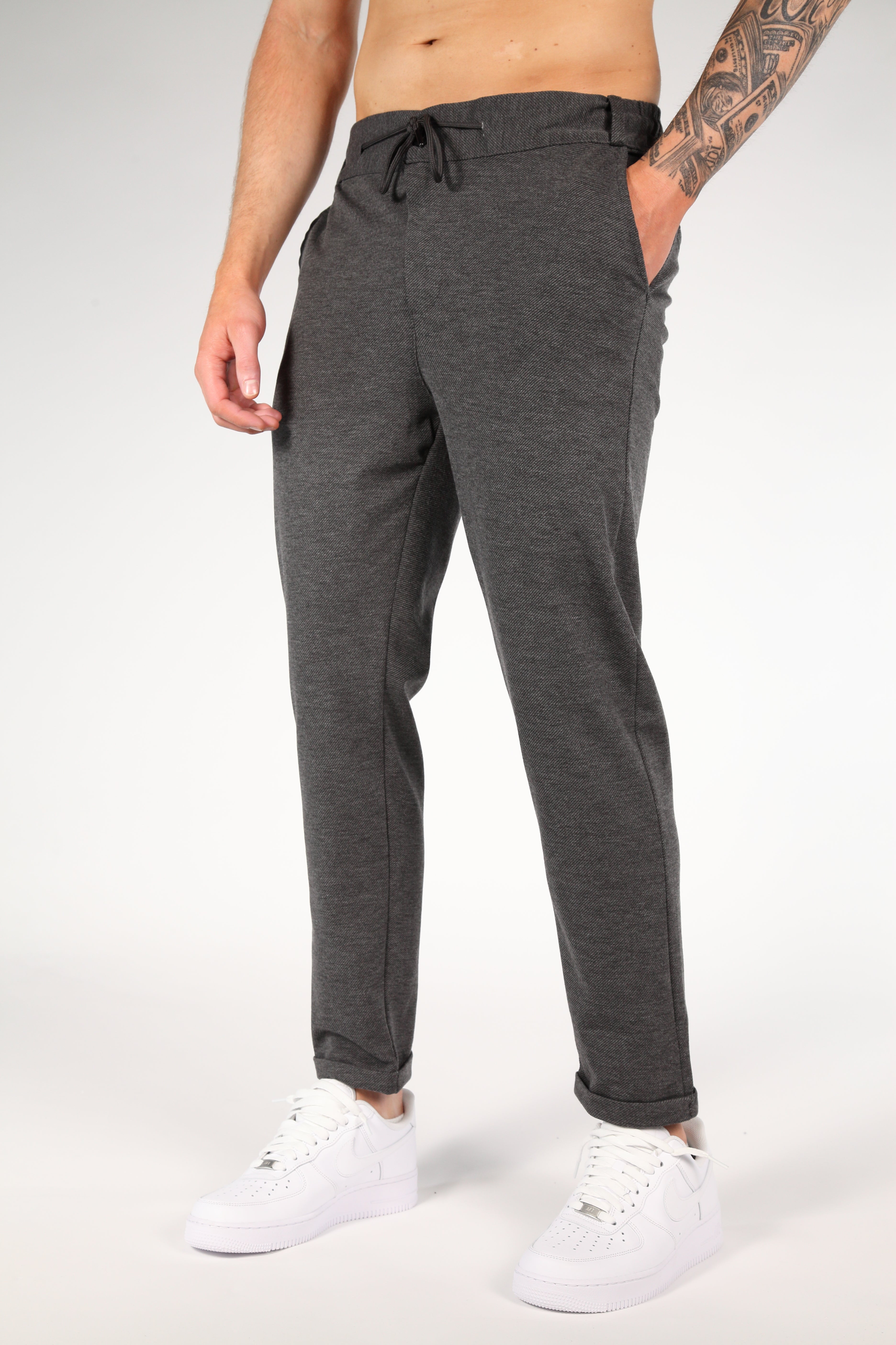Chino Geovanni Antracite