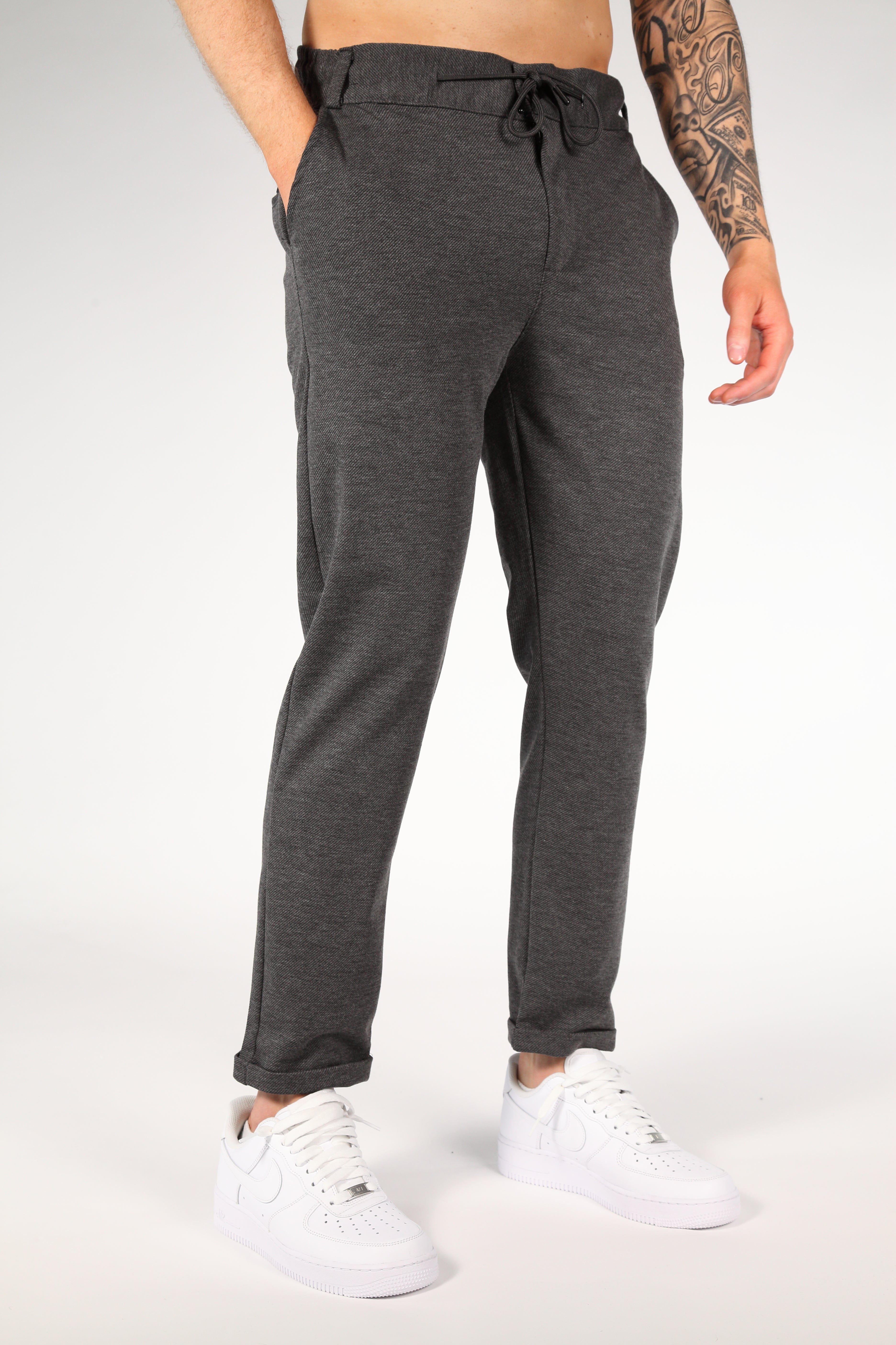 Chino Geovanni Antracite