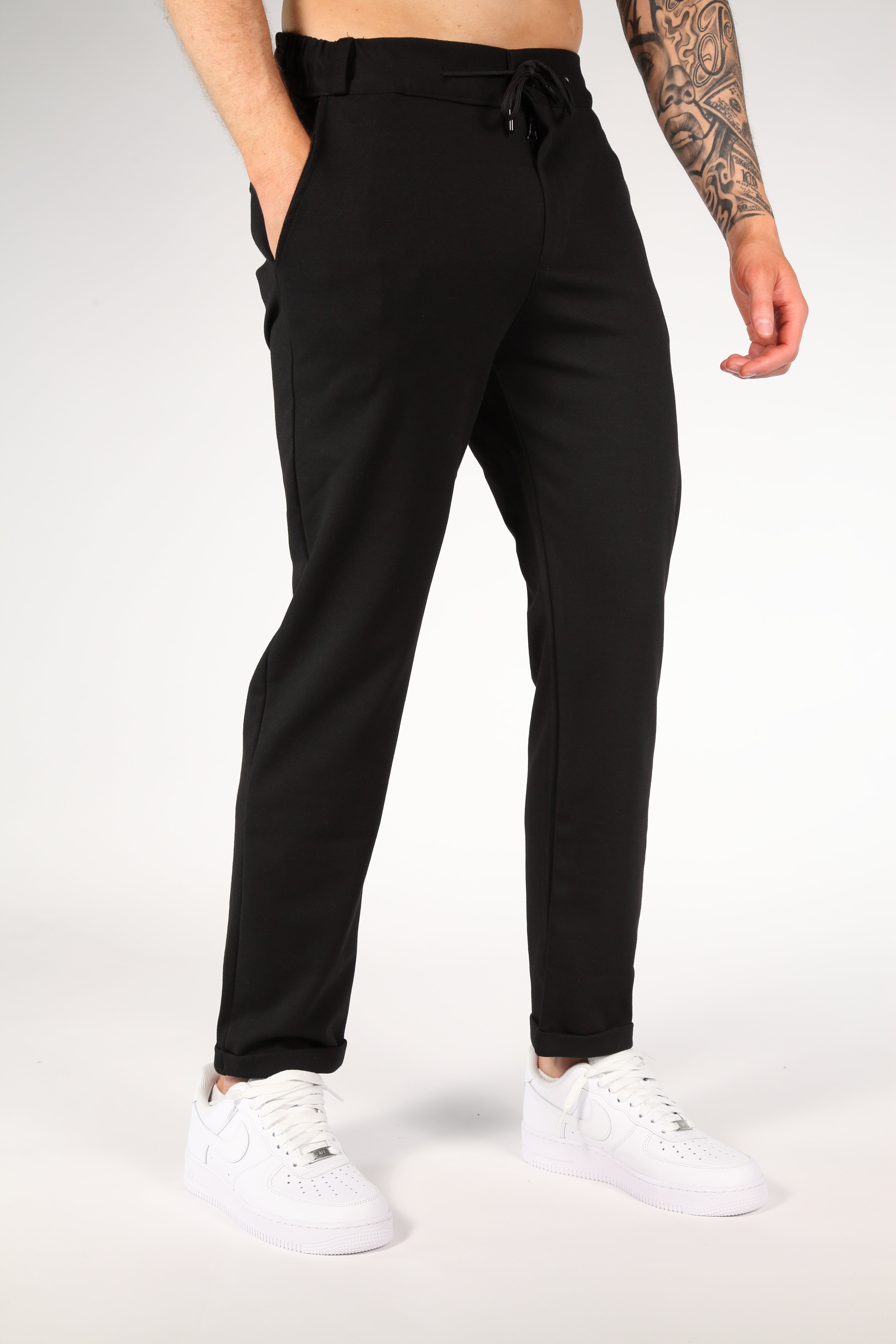 Chino Geovanni Black