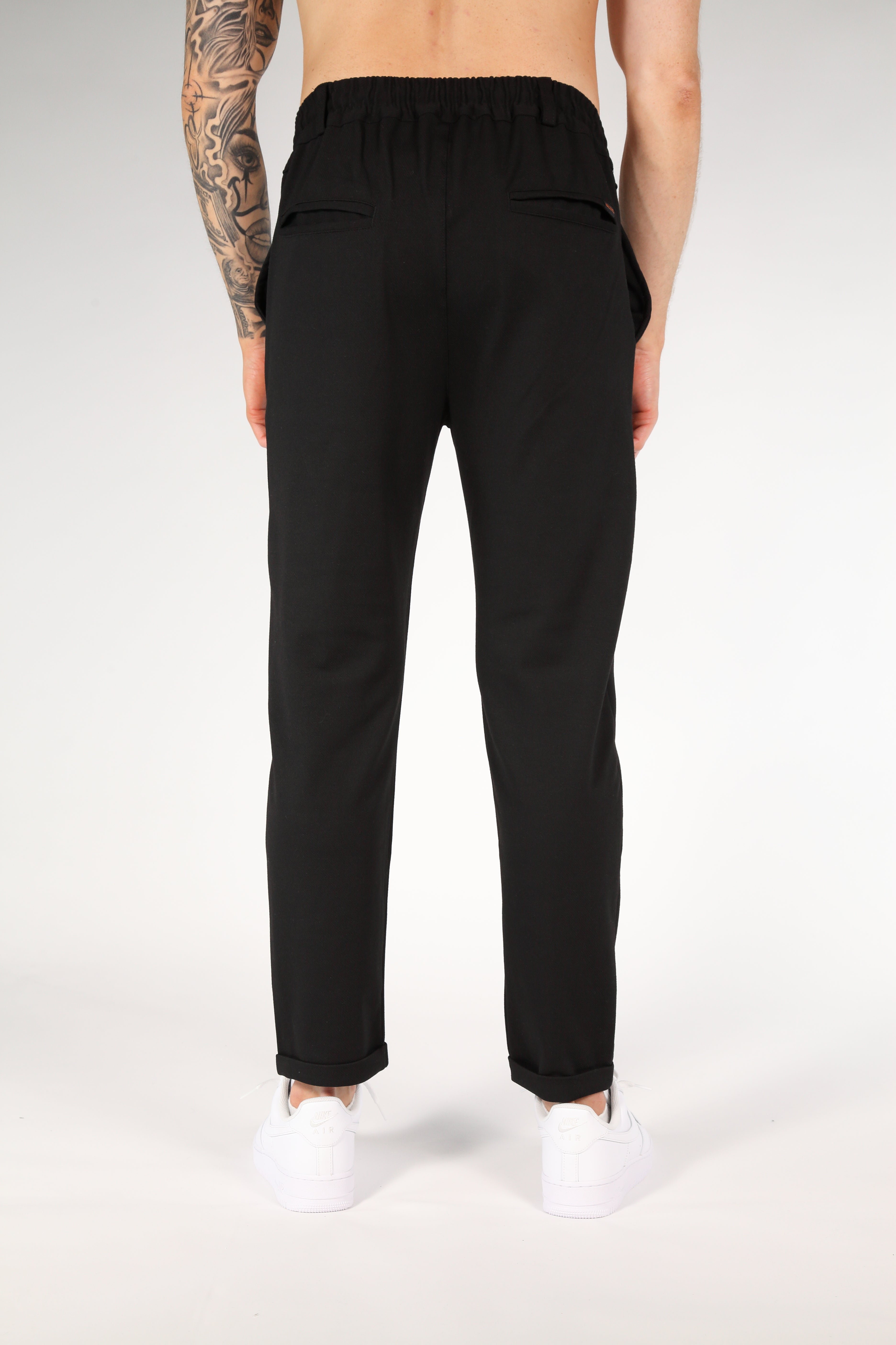 Chino Geovanni Black