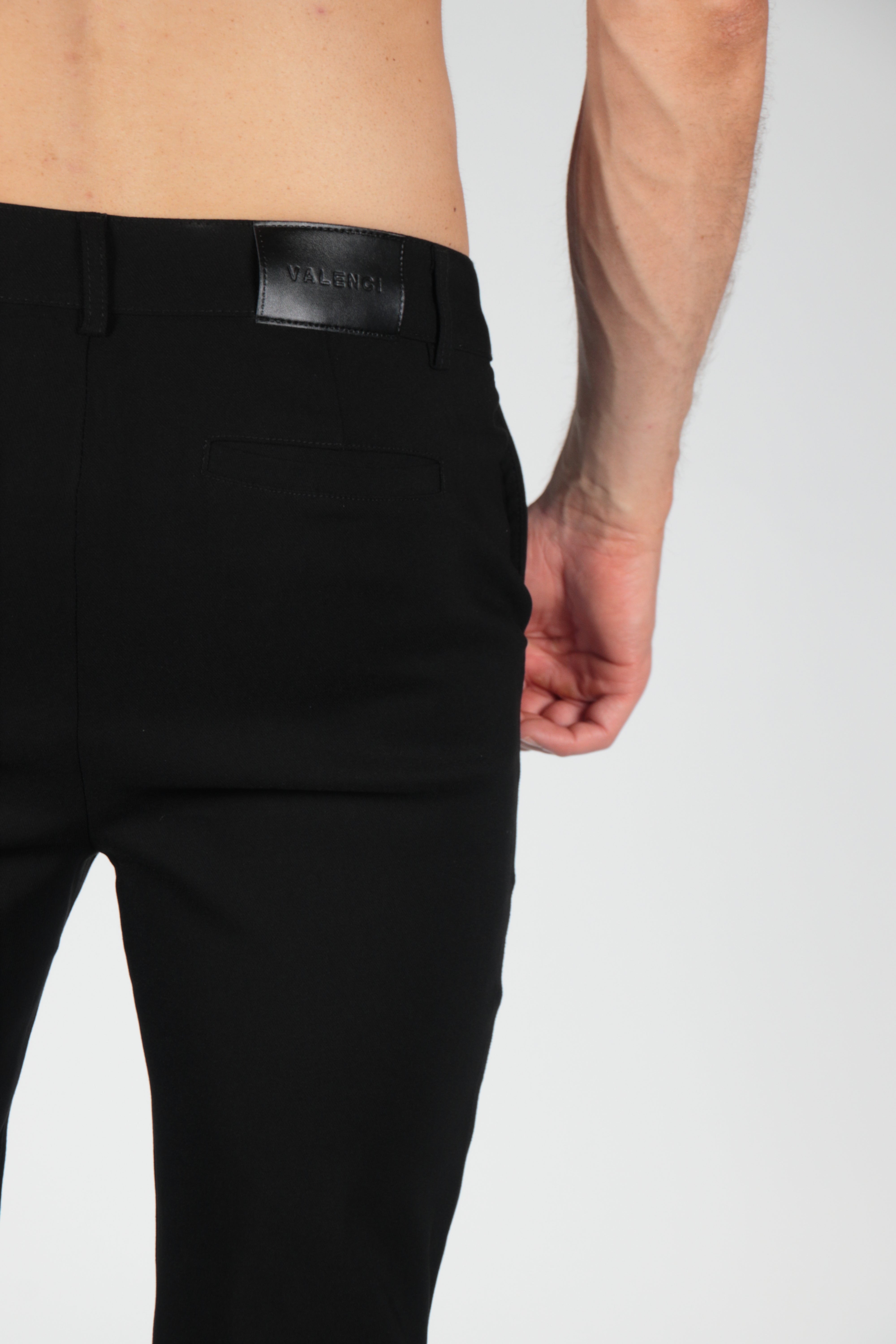 Chino Valenci Black