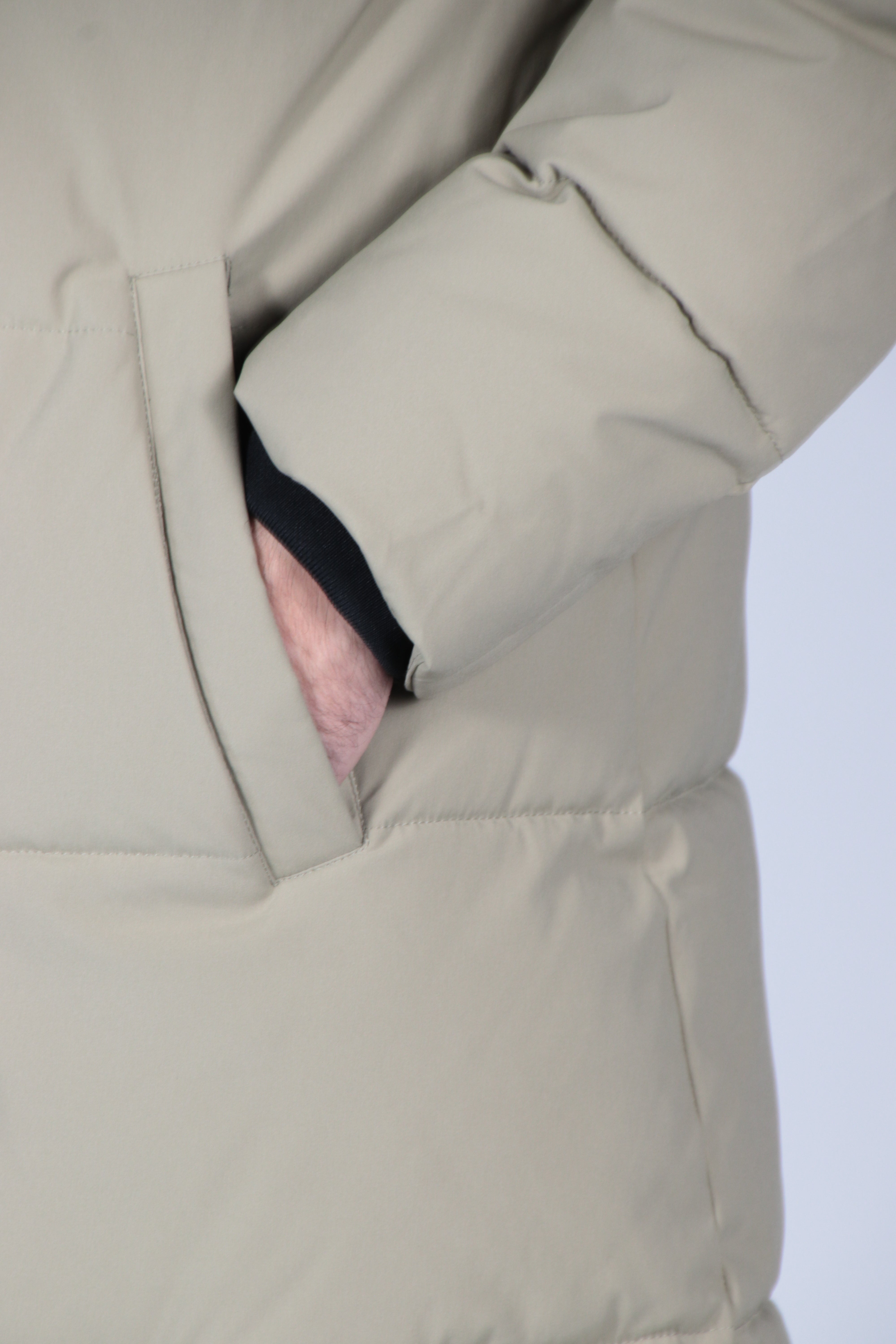 Beige puffer jacket with hood