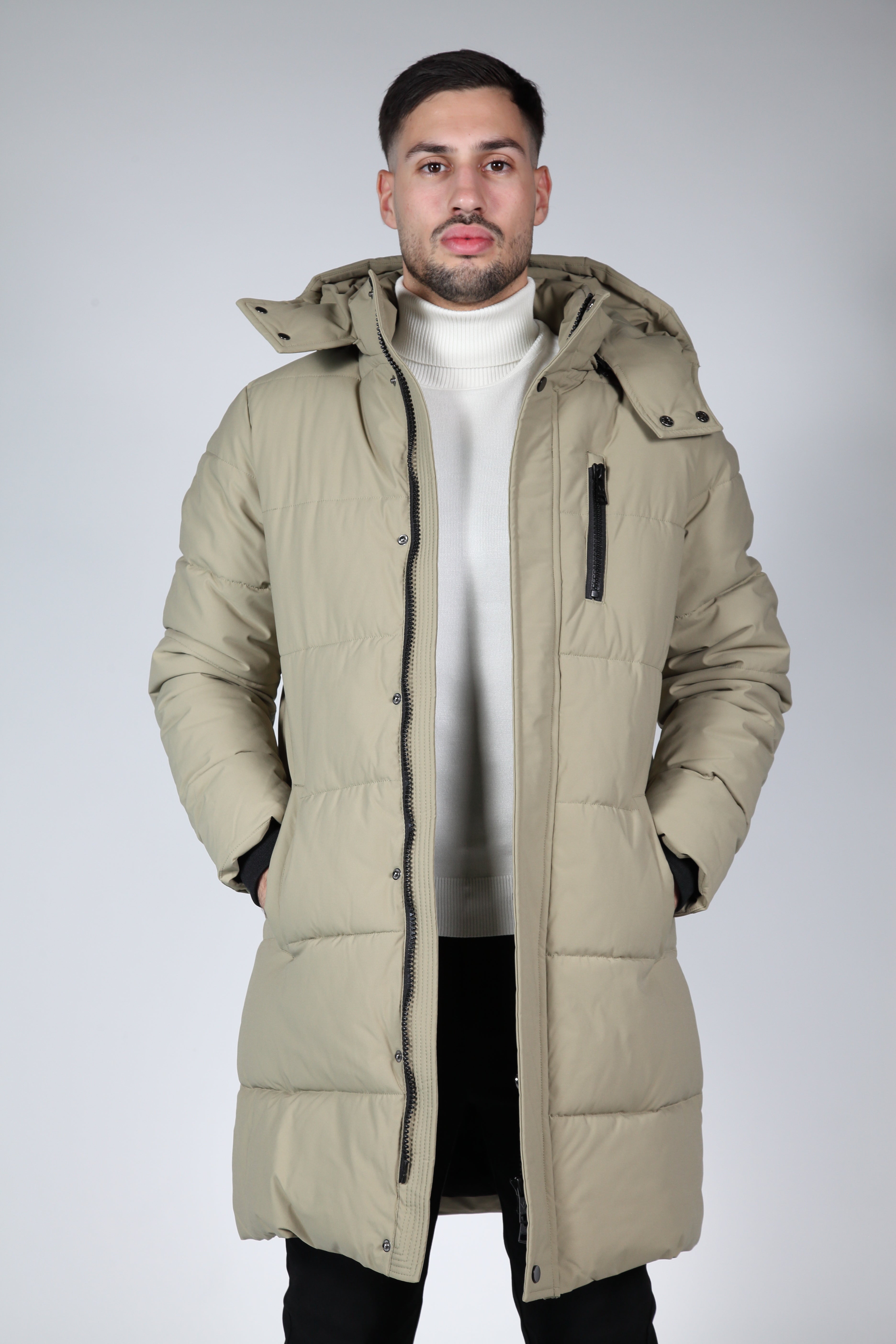 Beige puffer jacket with hood