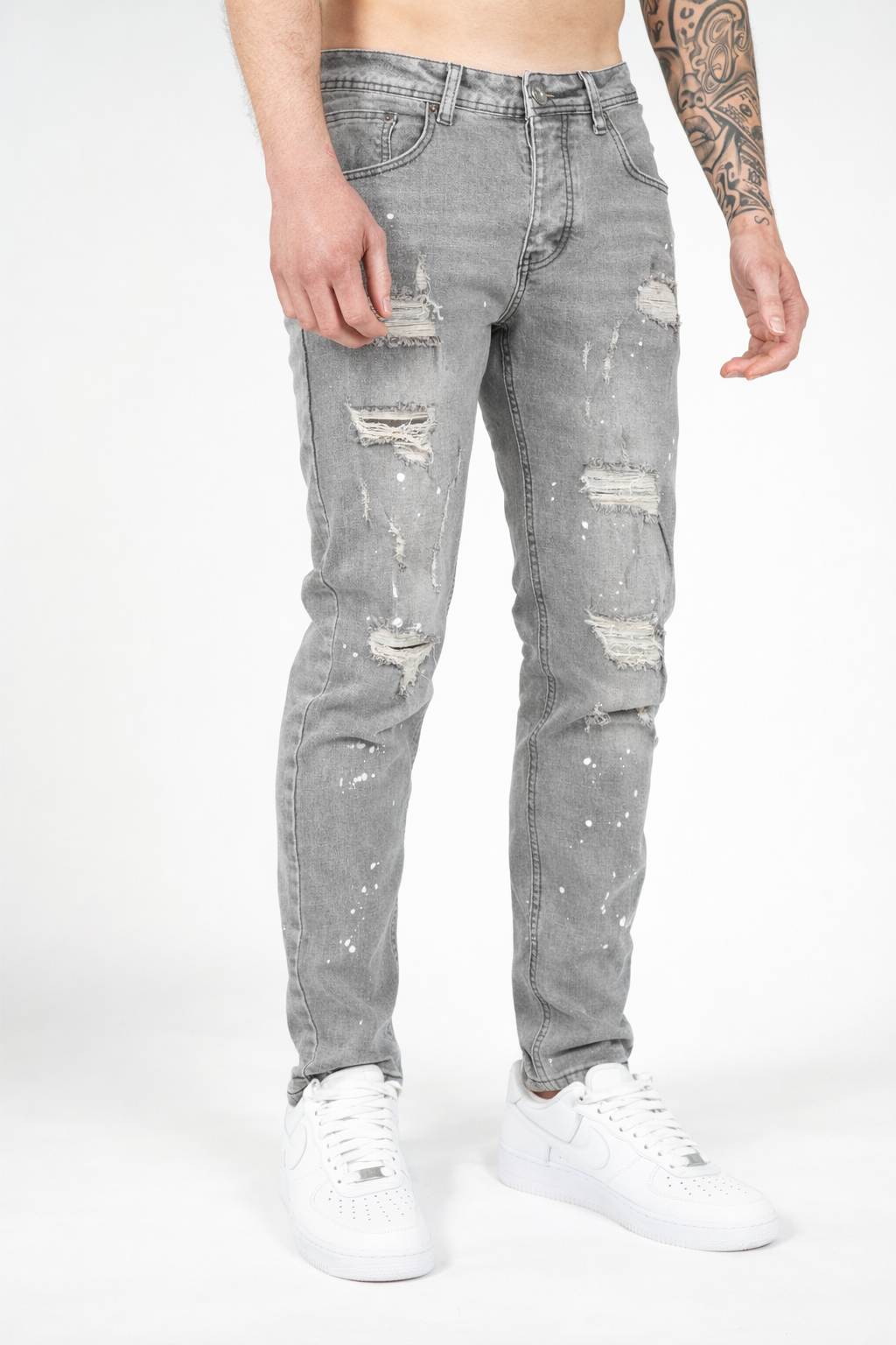 Jean éclaboussé en denim gris