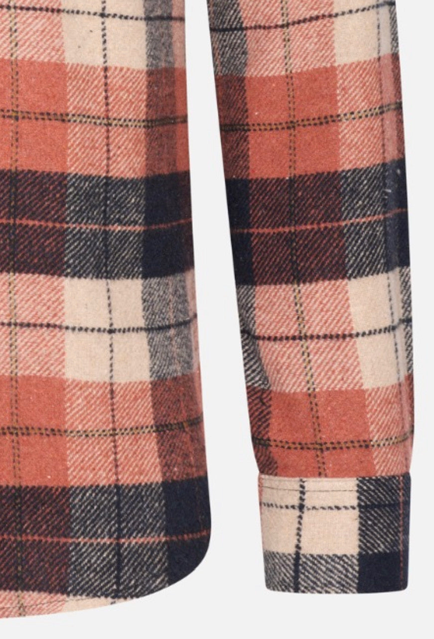Flannel shirt pink