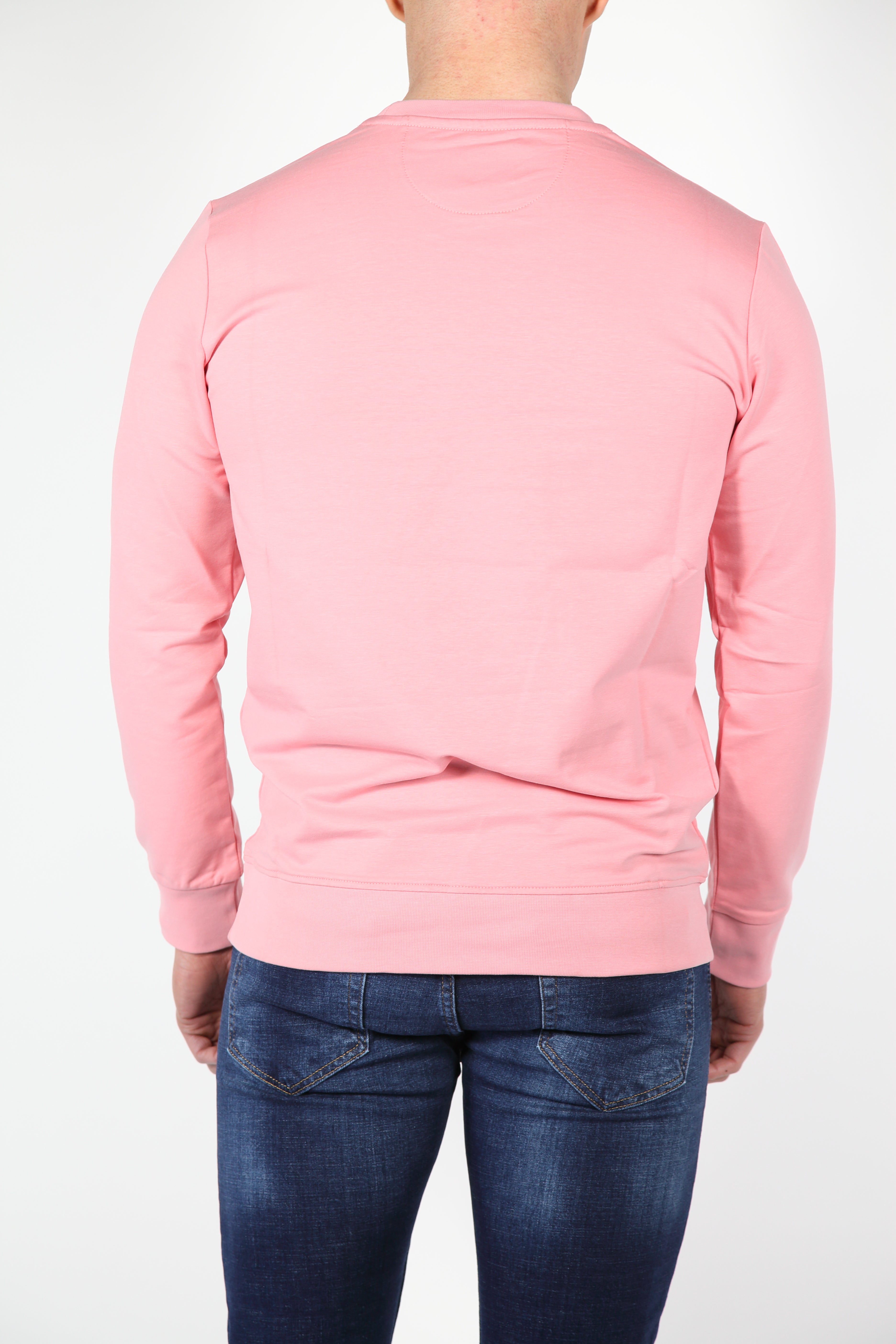 Roze Sweater Loyalty