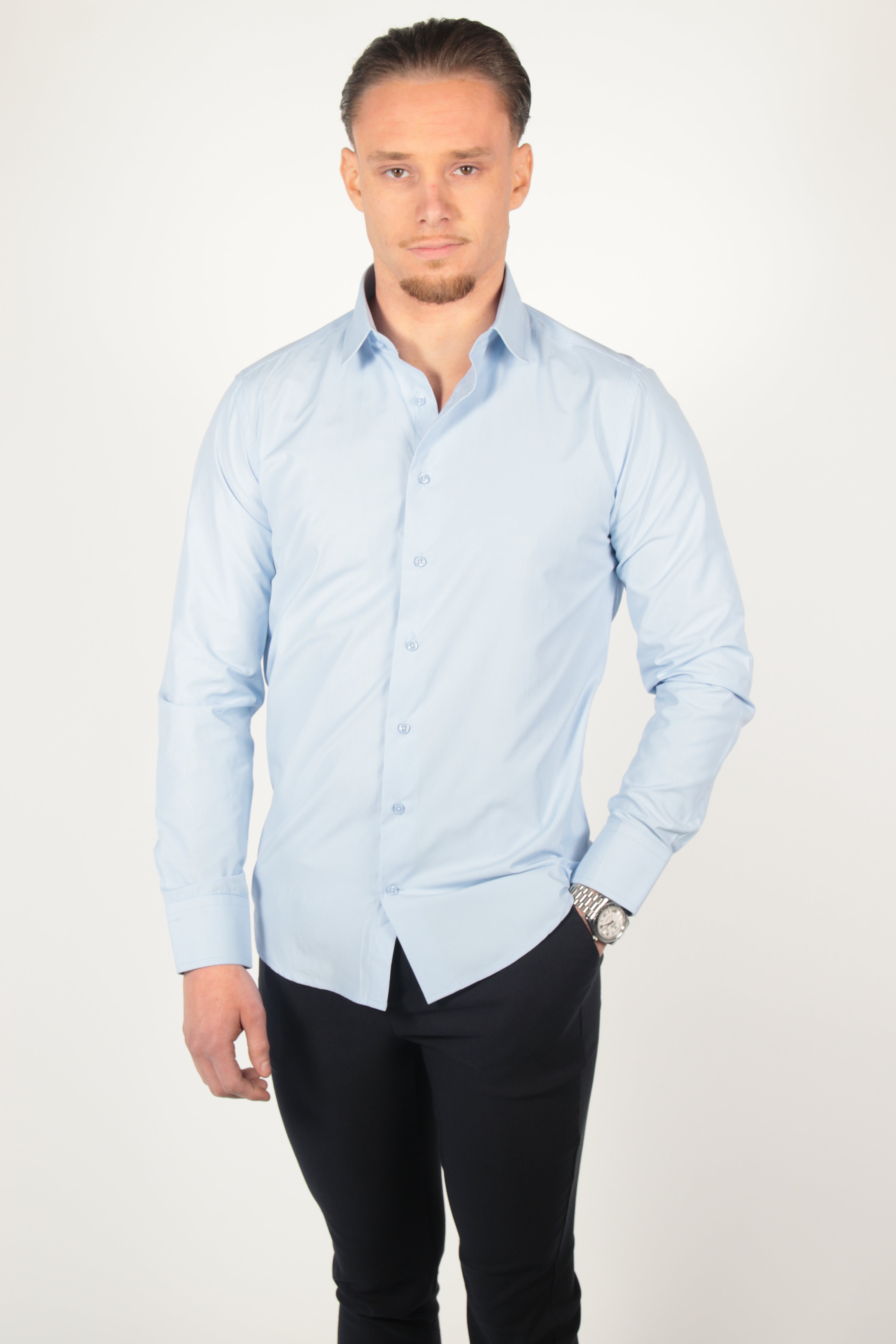 Camisa leira azul claro