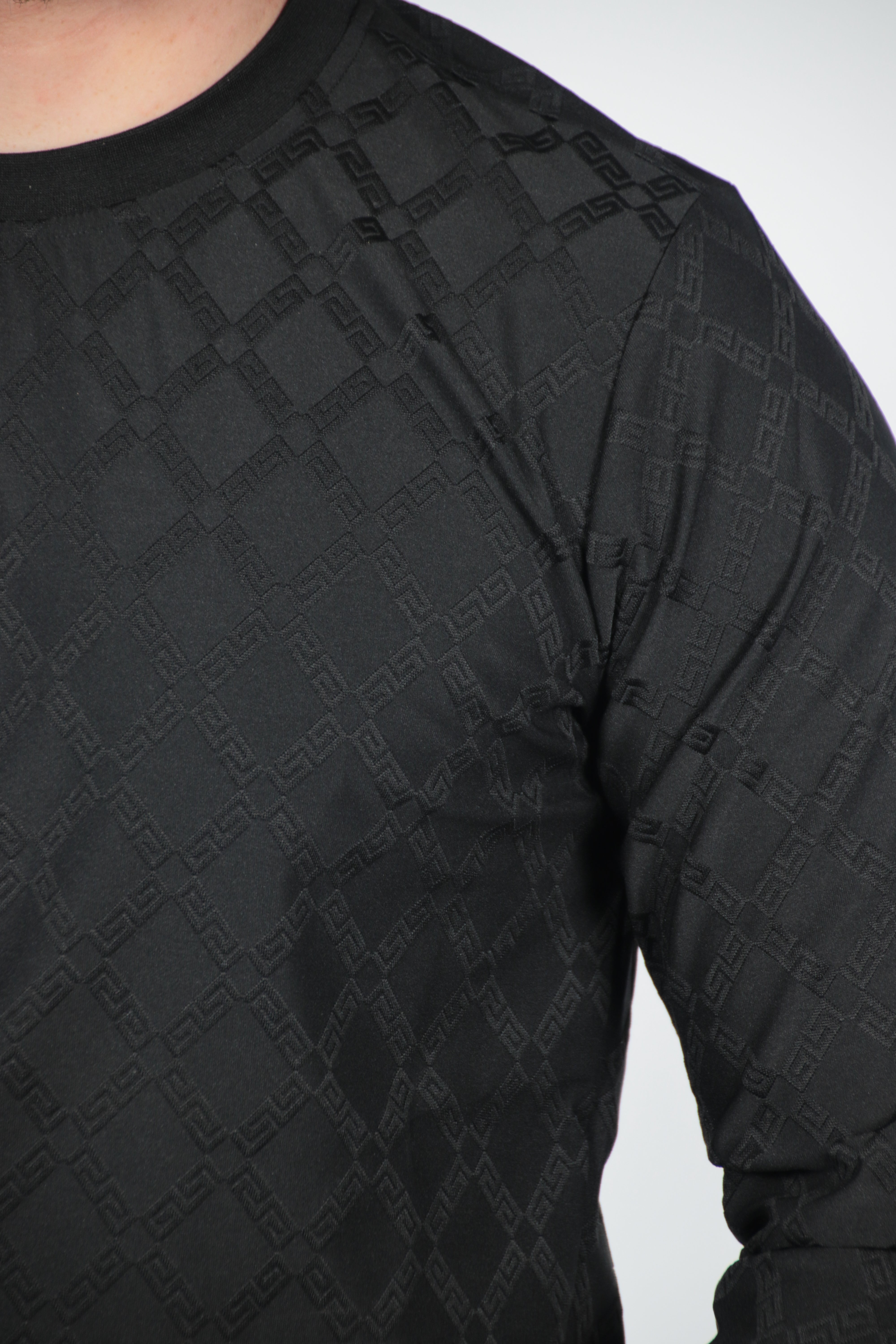 Schwarzer Pullover Fen