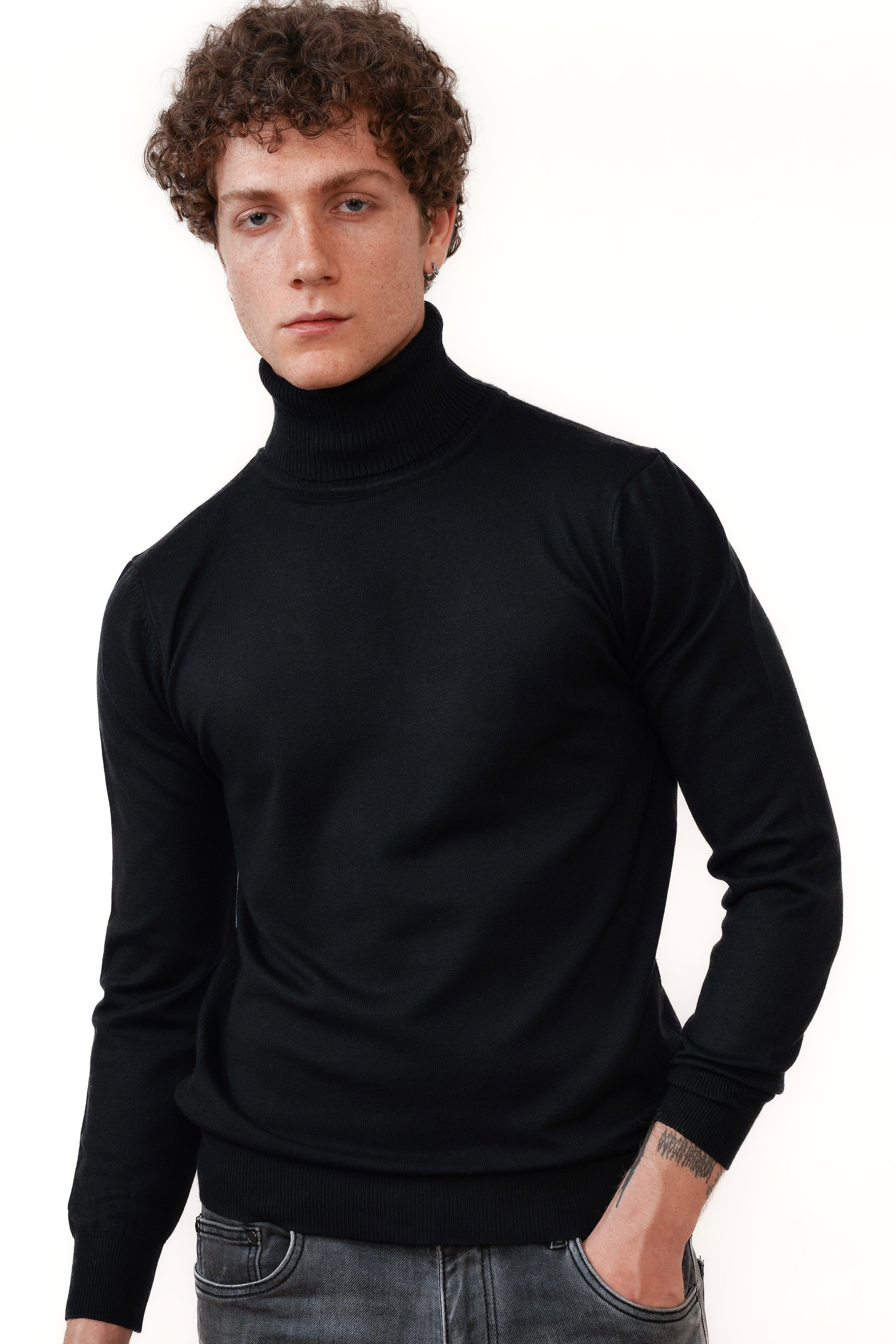 Valenci Turtleneck Black