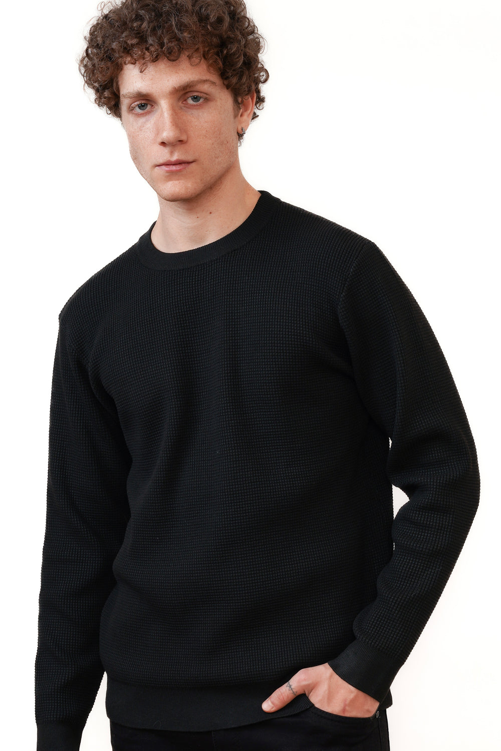 The Caspian Crewneck Zwart
