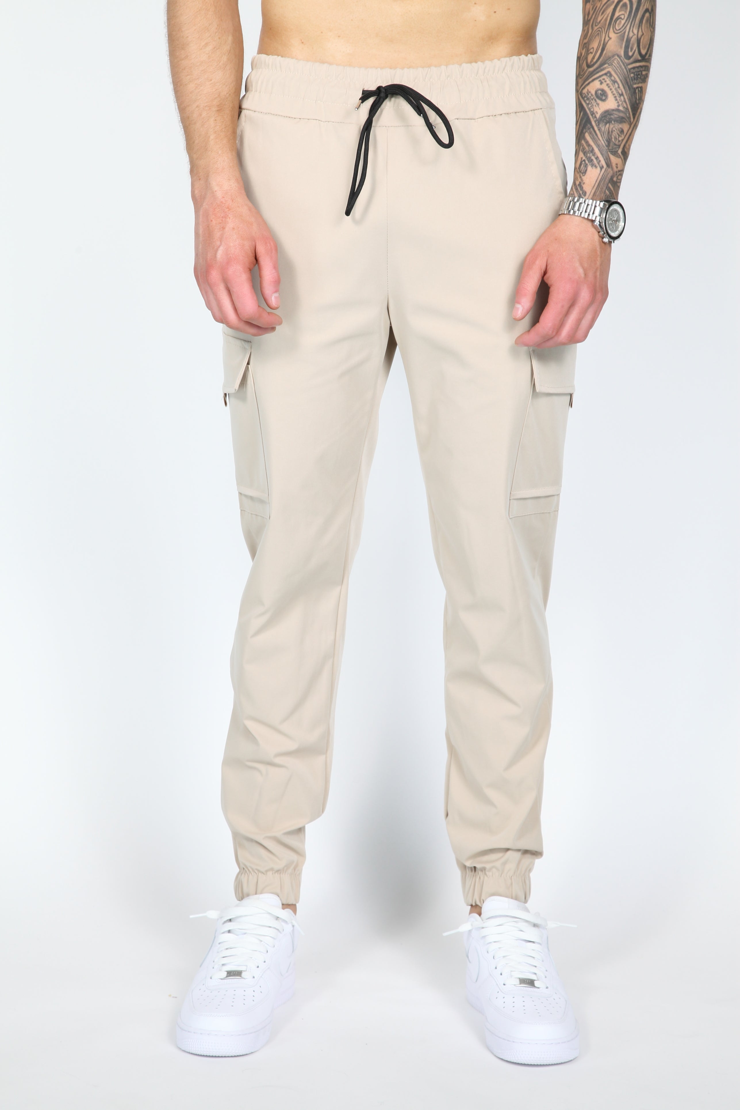 Il beige del cargoset grano
