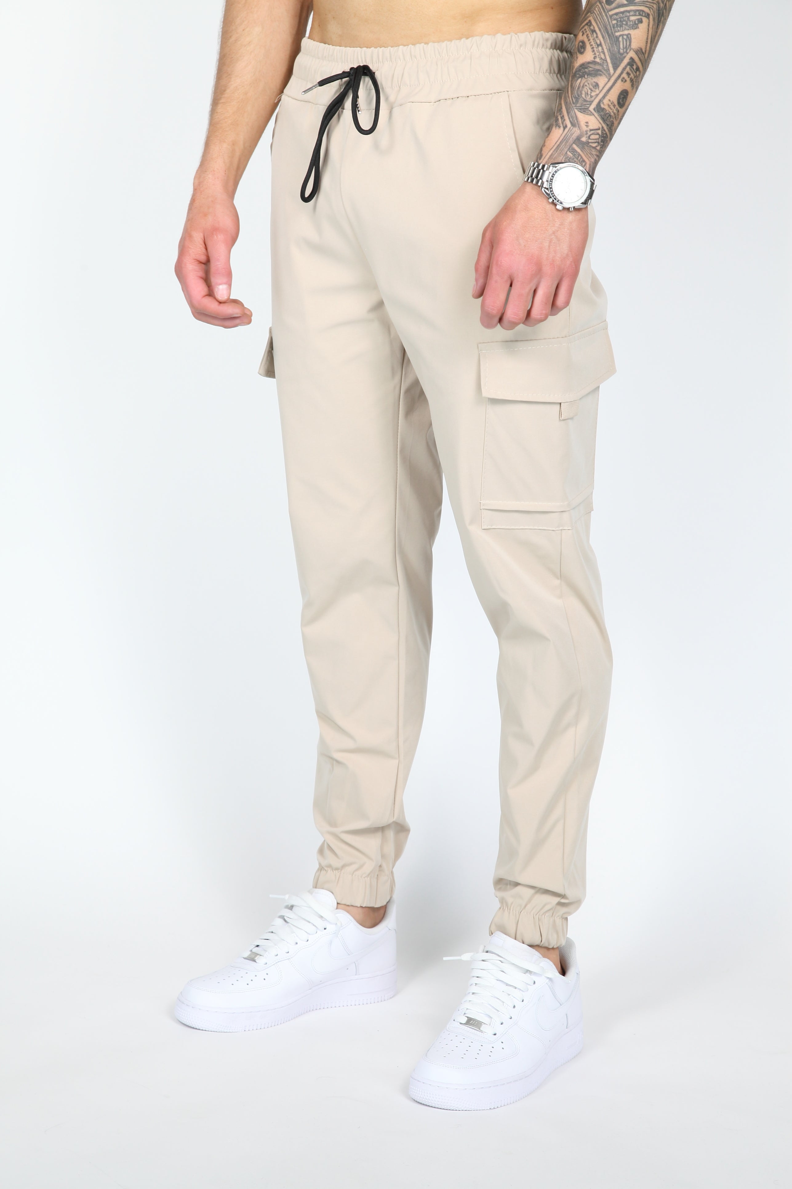 Il beige del cargoset grano
