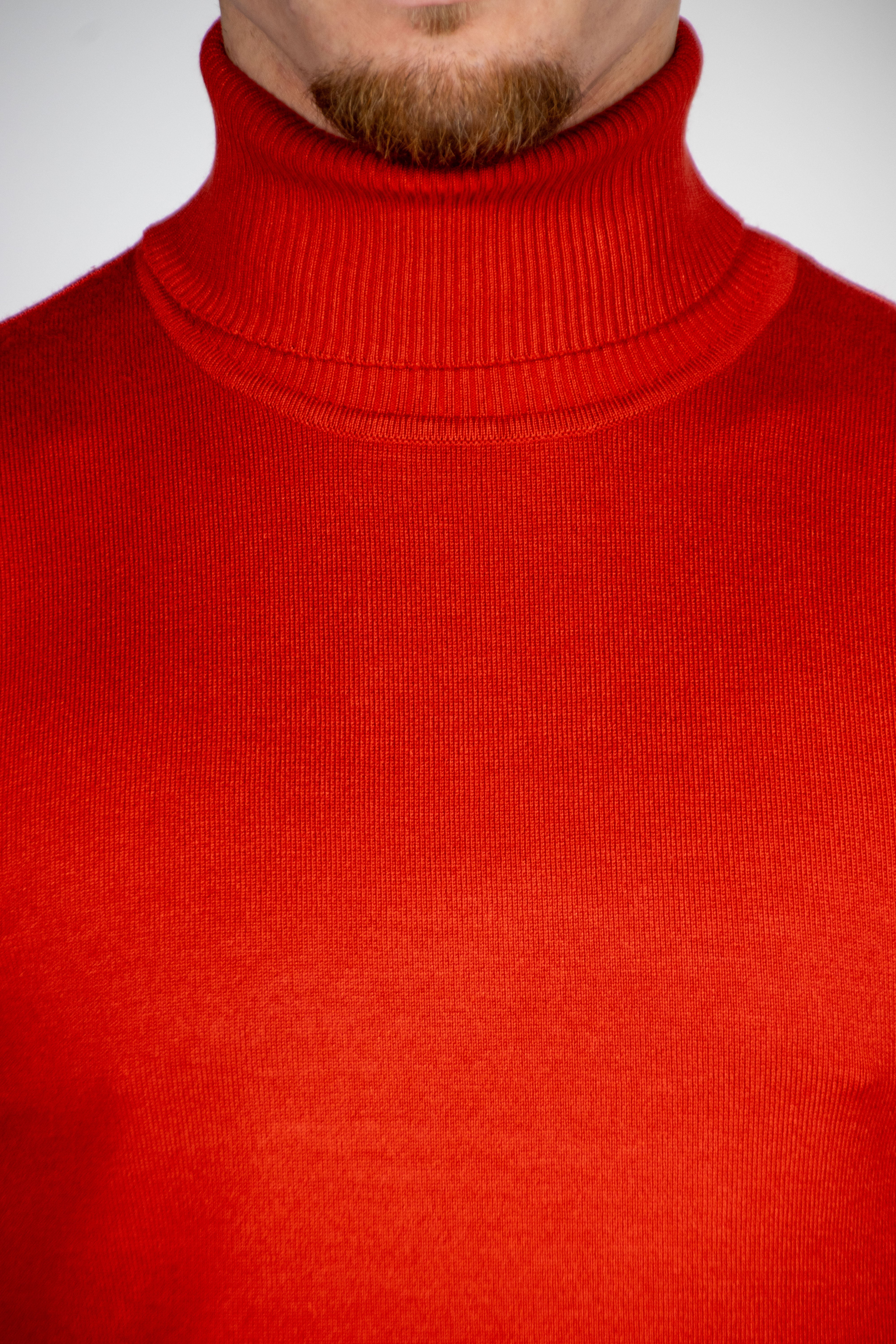 Turtleneck arancione scuro signori