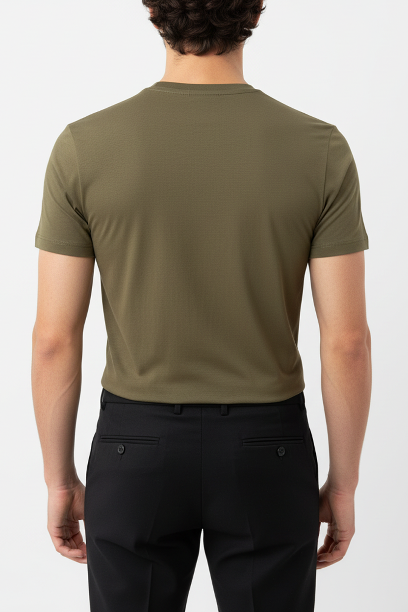 Camiseta marrón básica